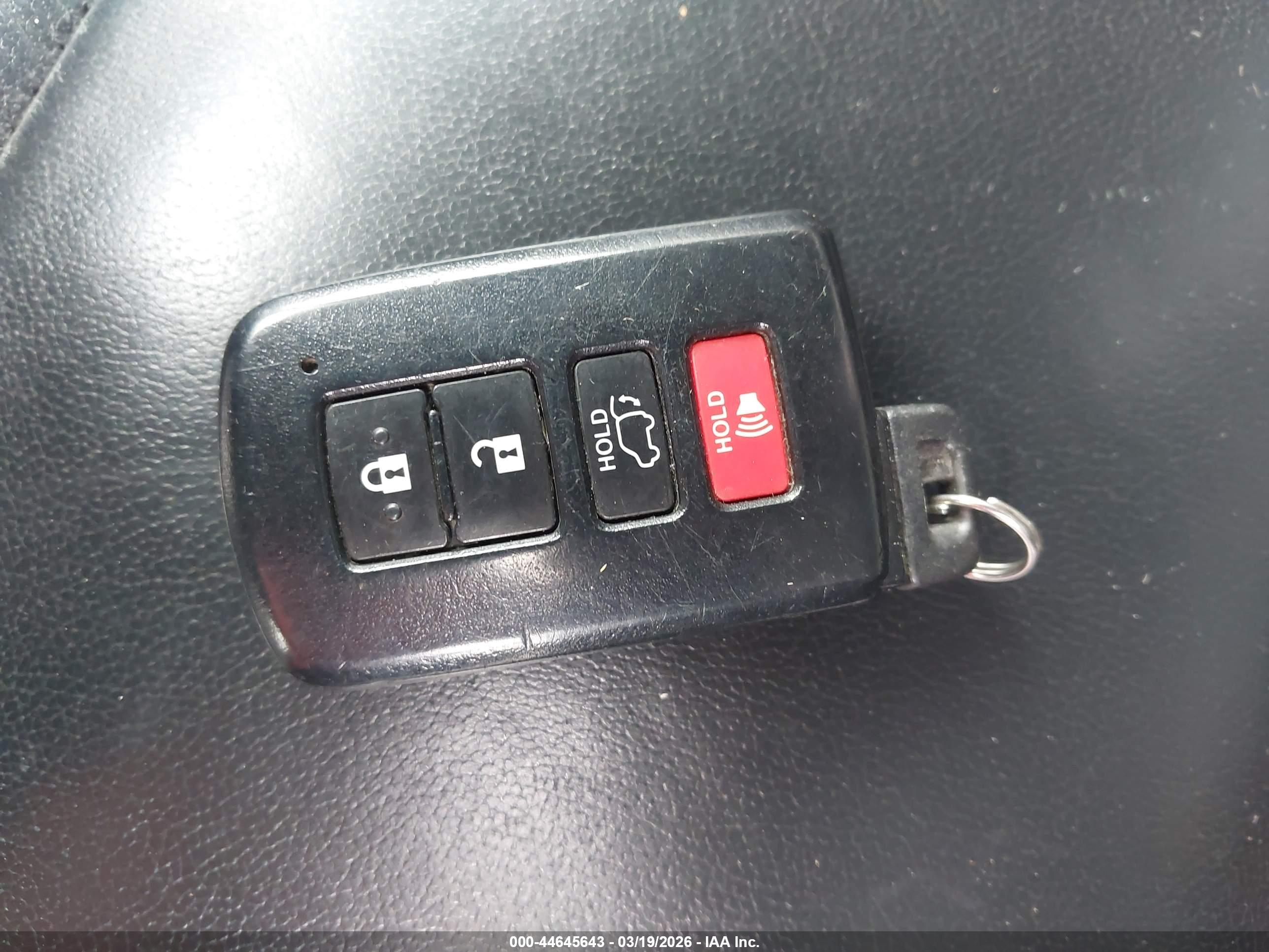 TOYOTA HIGHLANDER image 11