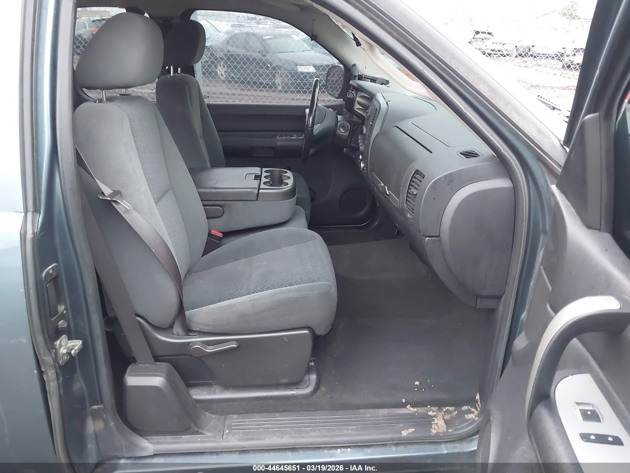GMC SIERRA image 5