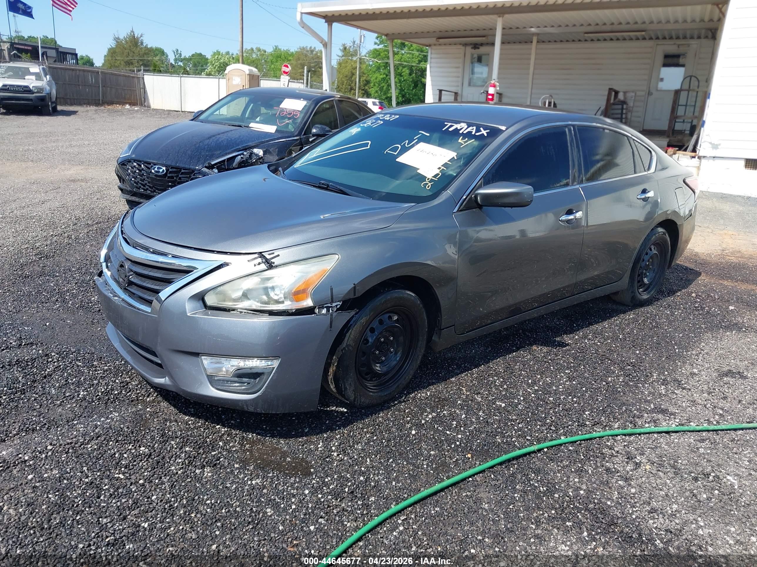 NISSAN ALTIMA image 2