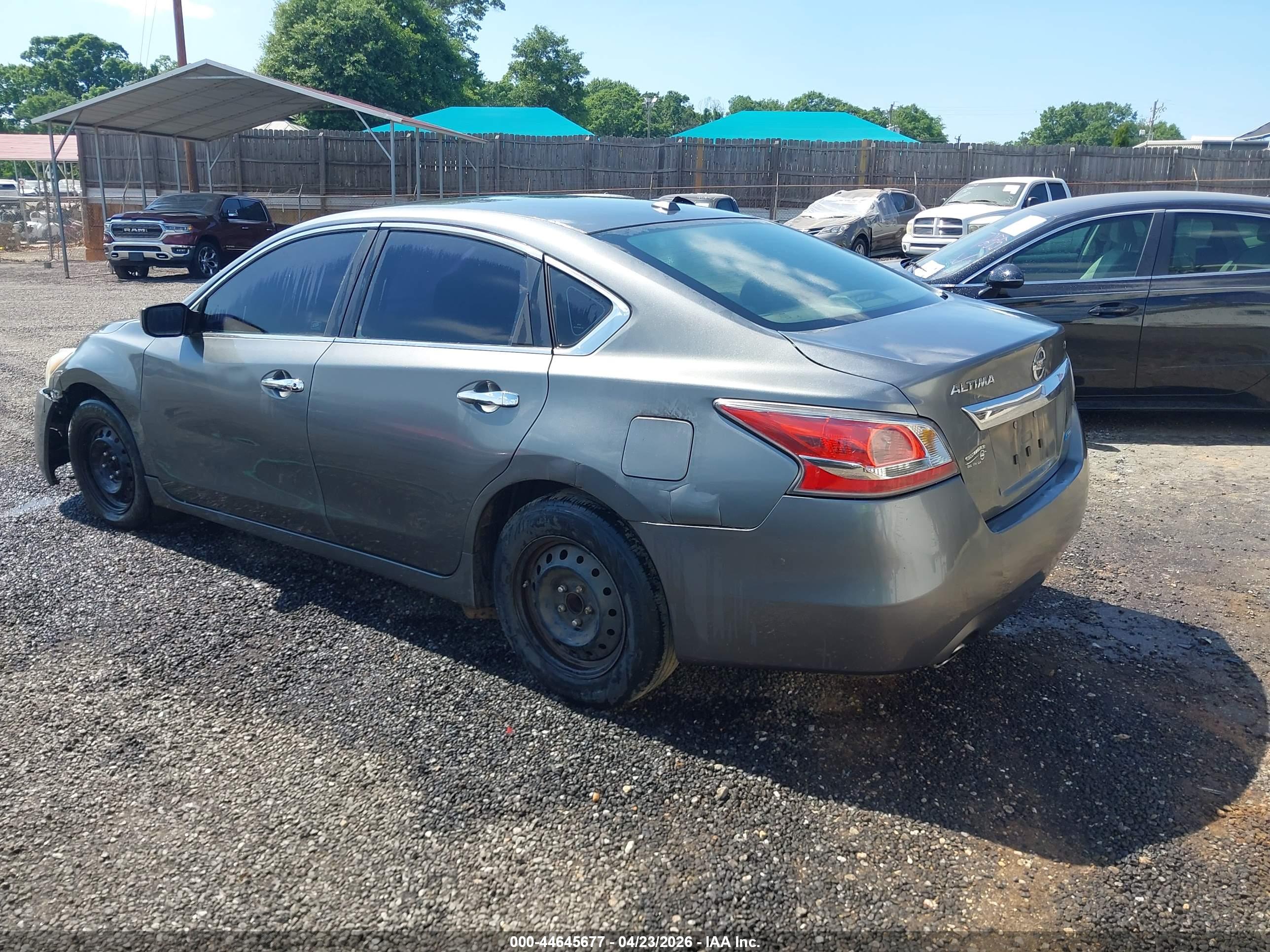 NISSAN ALTIMA image 3