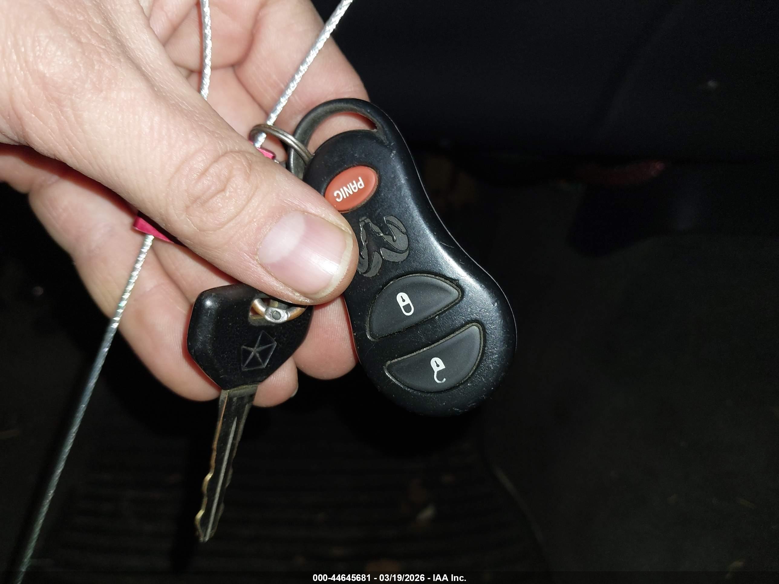 DODGE DAKOTA image 11