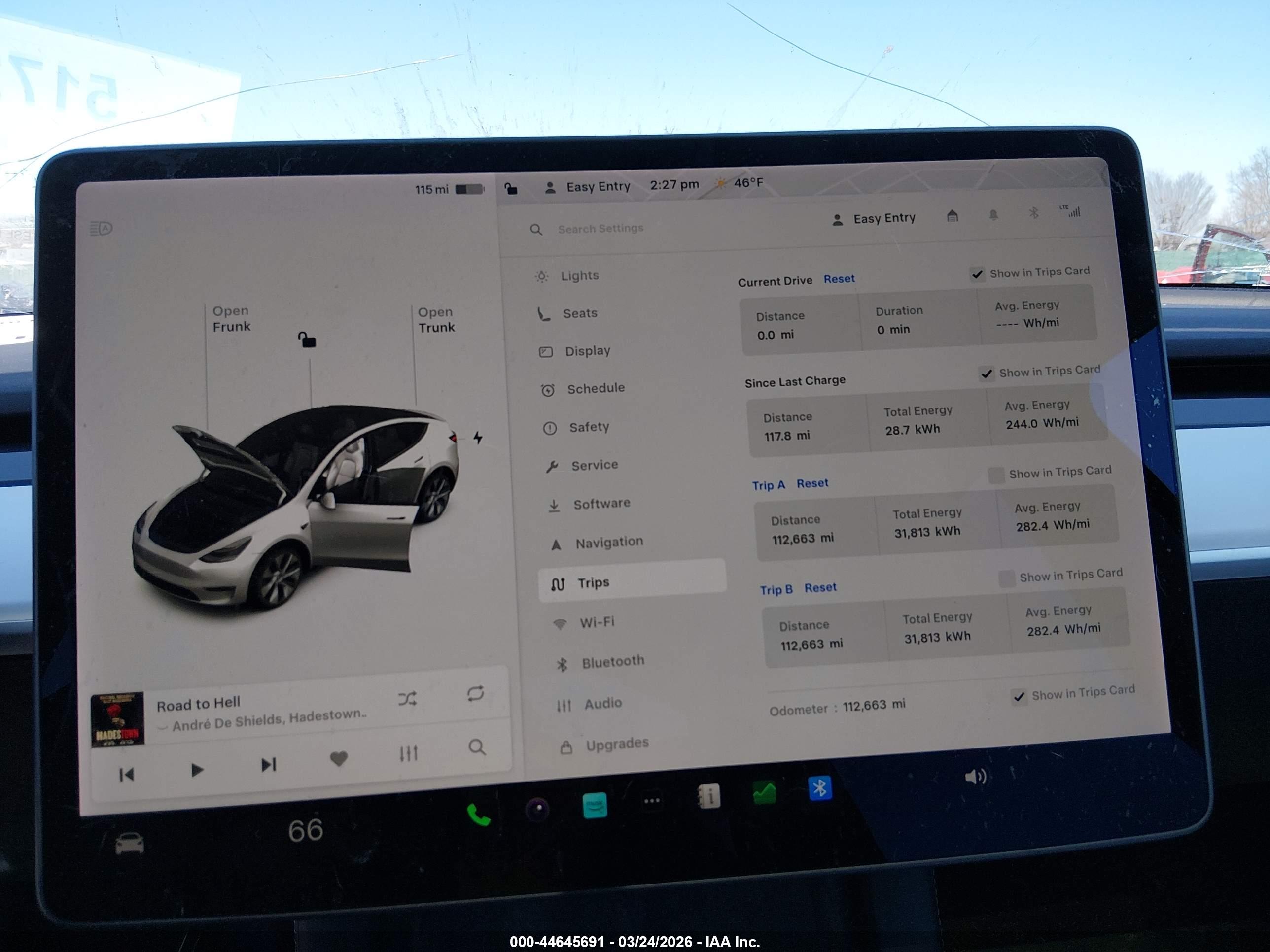 TESLA MODEL image 7