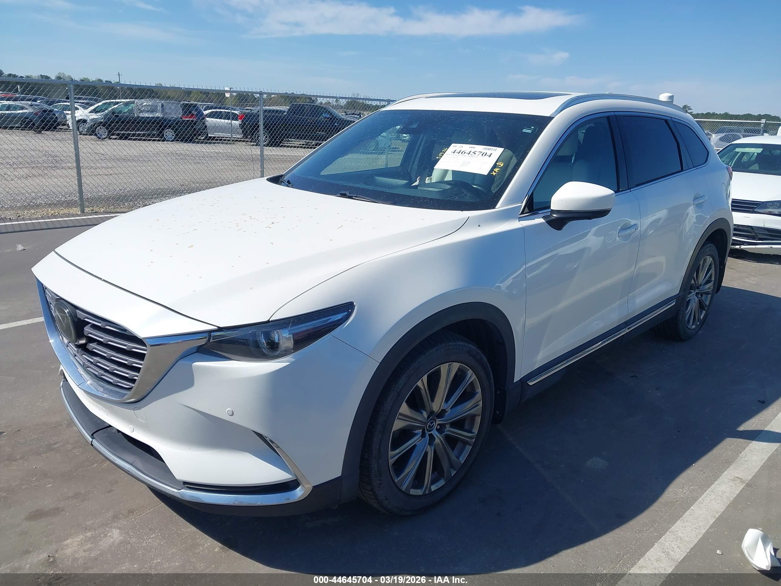 MAZDA CX-9 image 2
