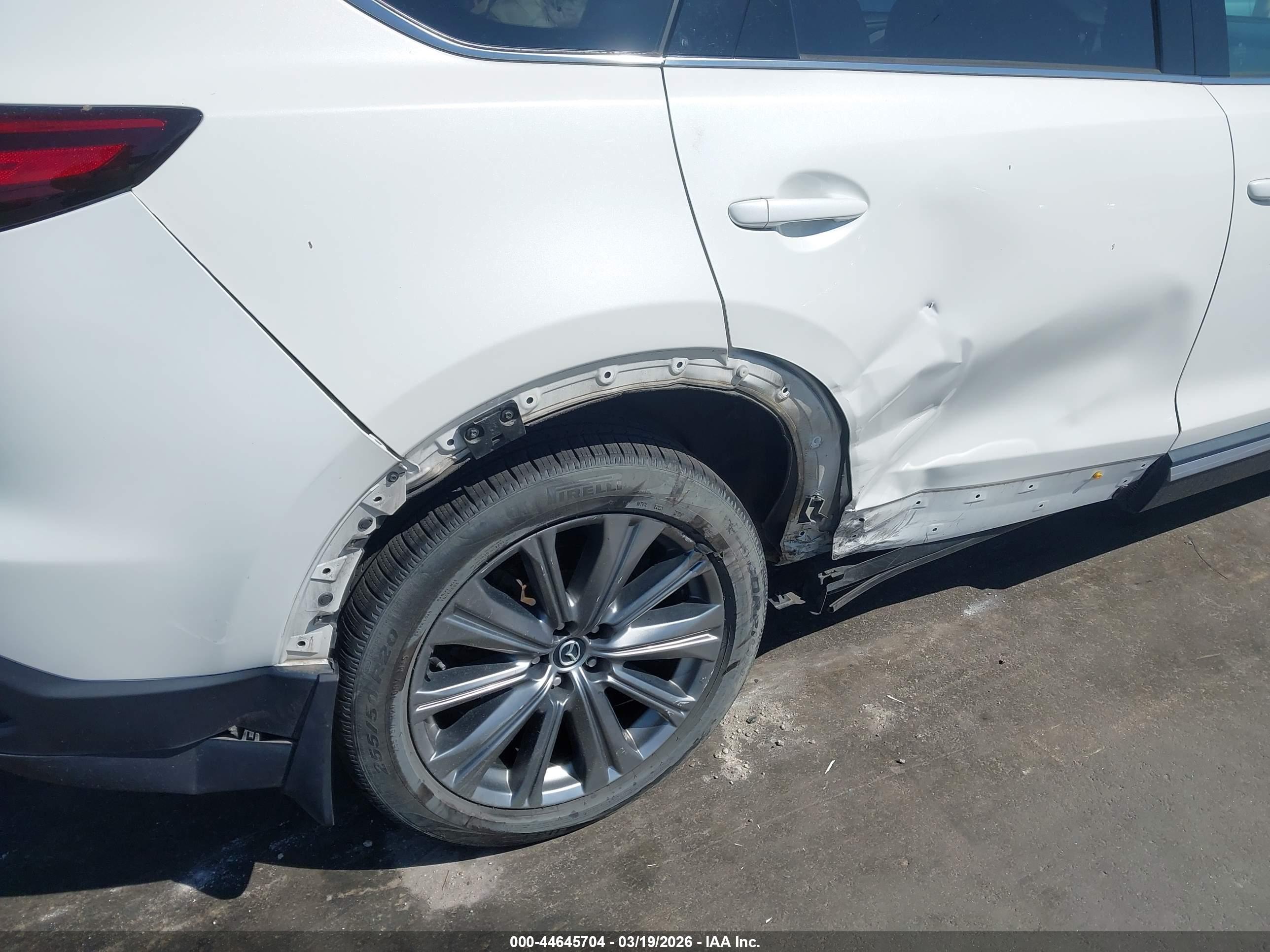 MAZDA CX-9 image 6