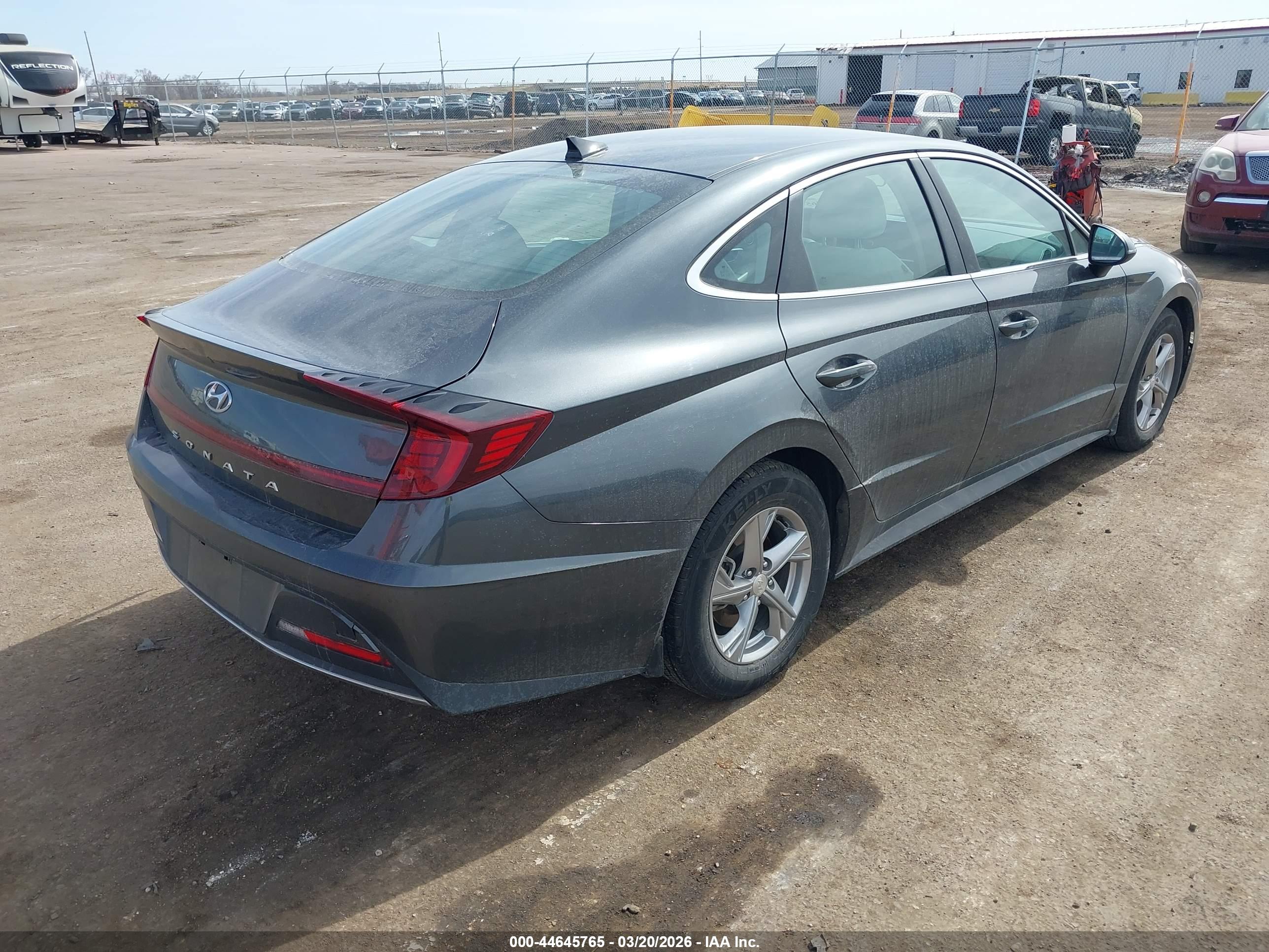 HYUNDAI SONATA image 4