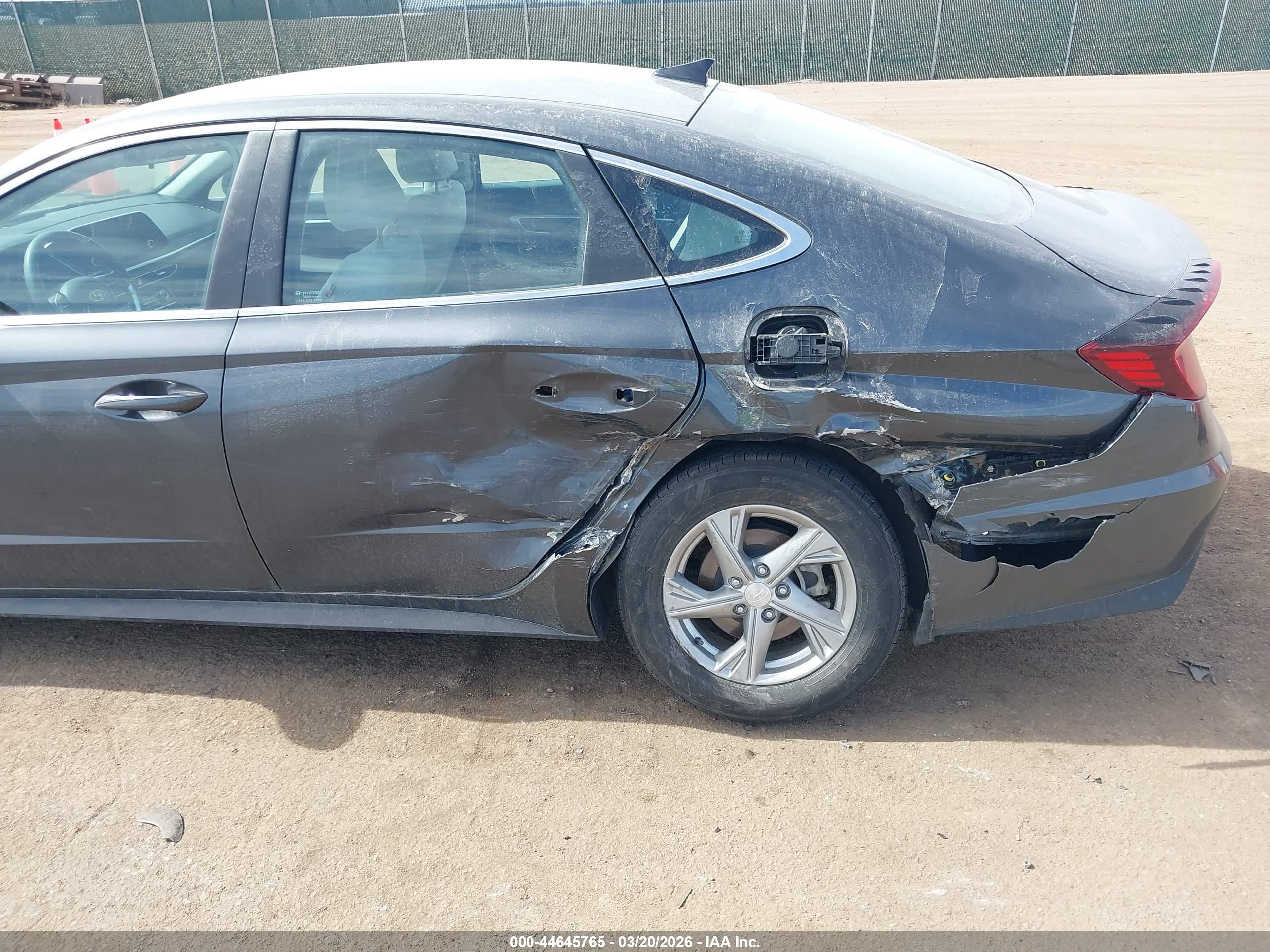 HYUNDAI SONATA image 6