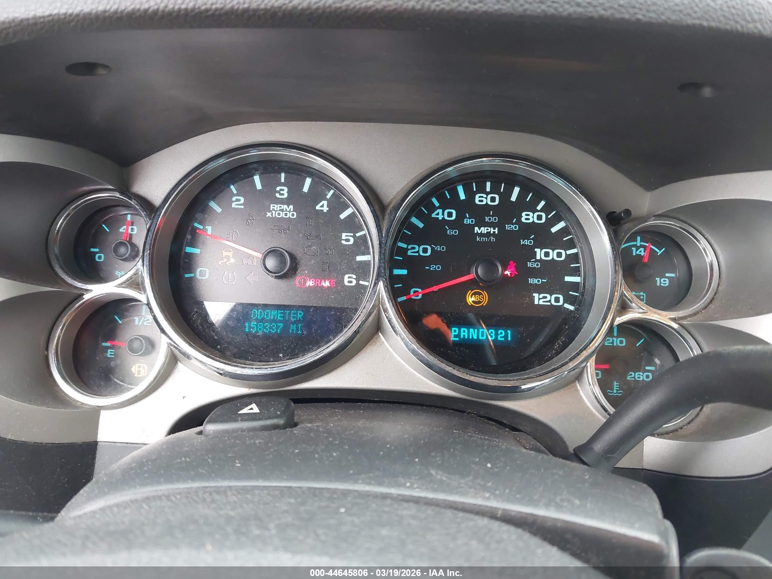 CHEVROLET SILVERADO image 7
