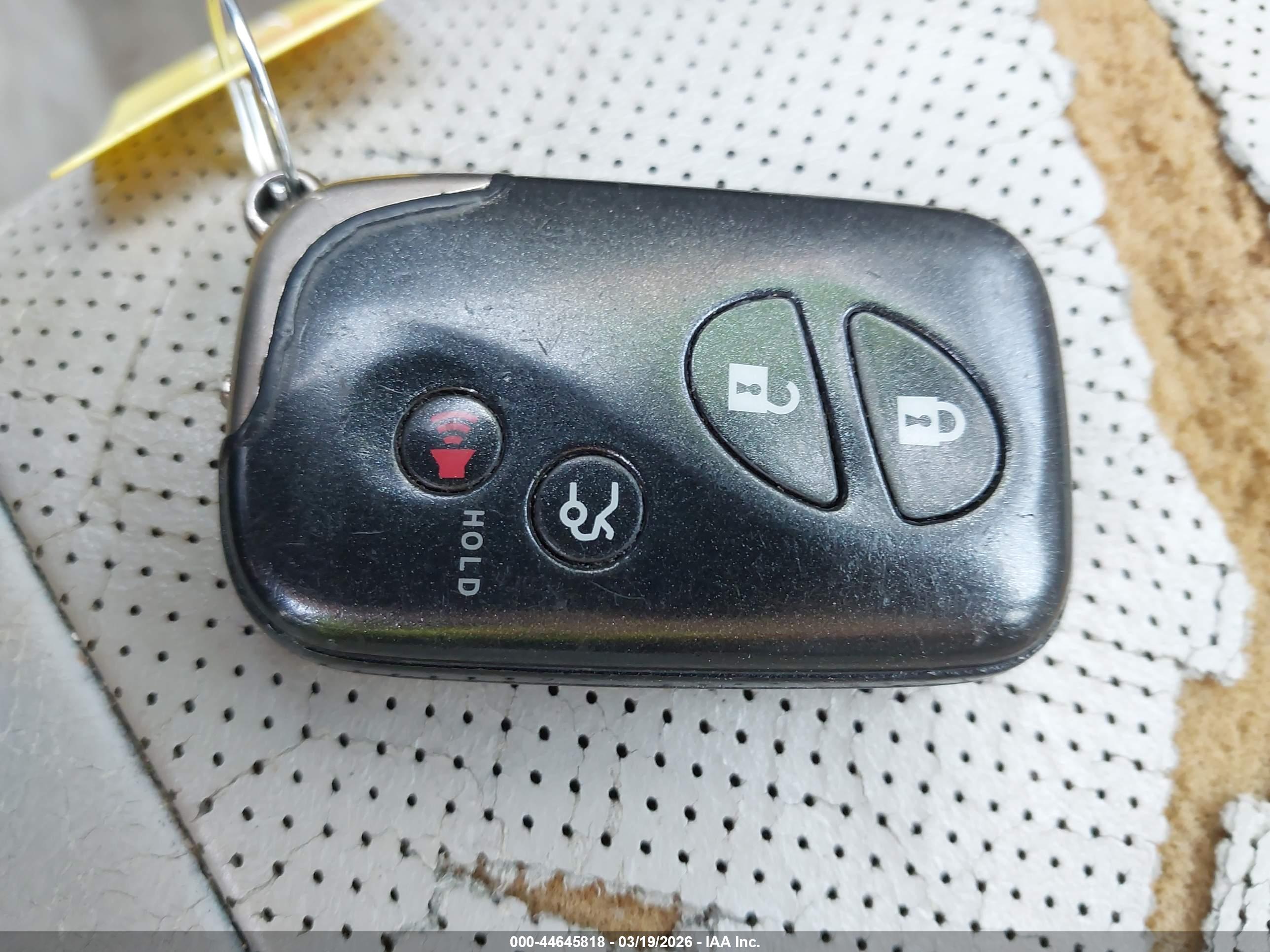 LEXUS ES image 11