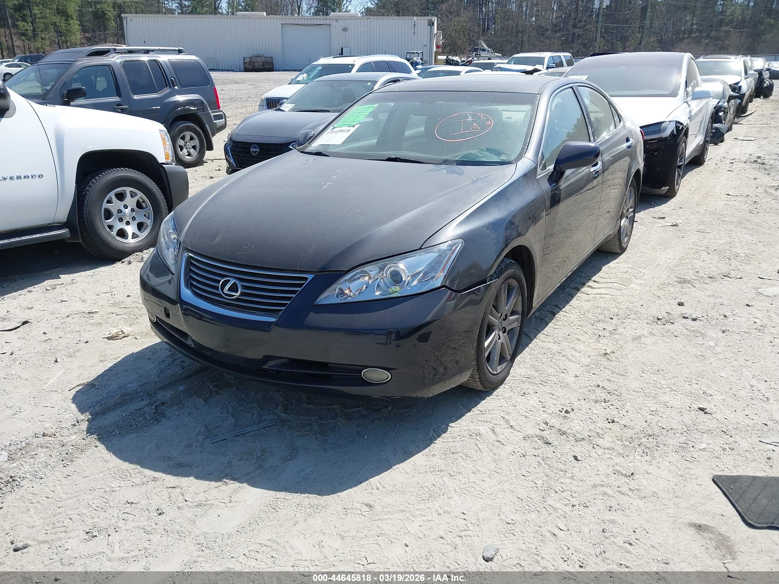 LEXUS ES image 2