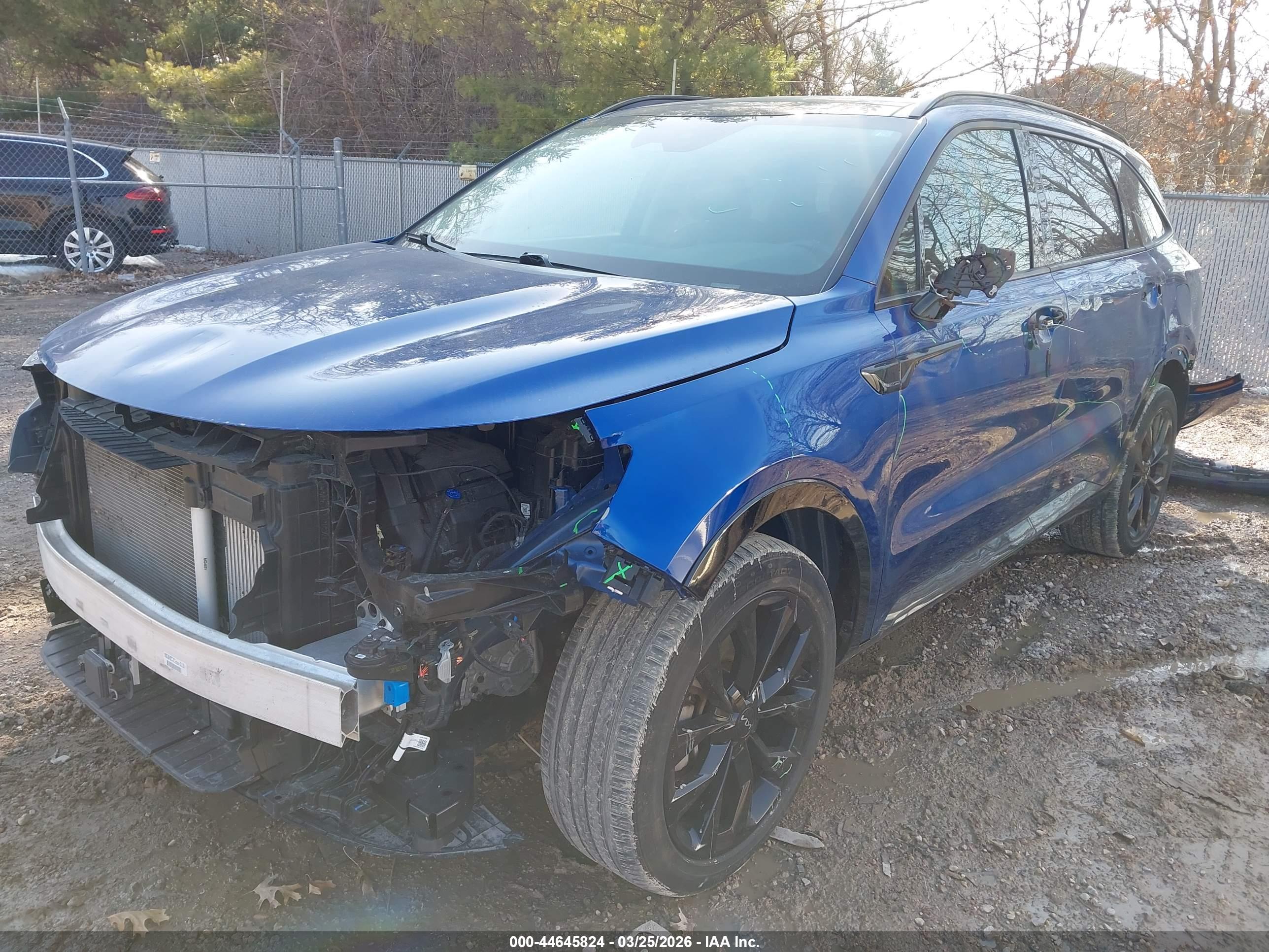 KIA SORENTO image 2