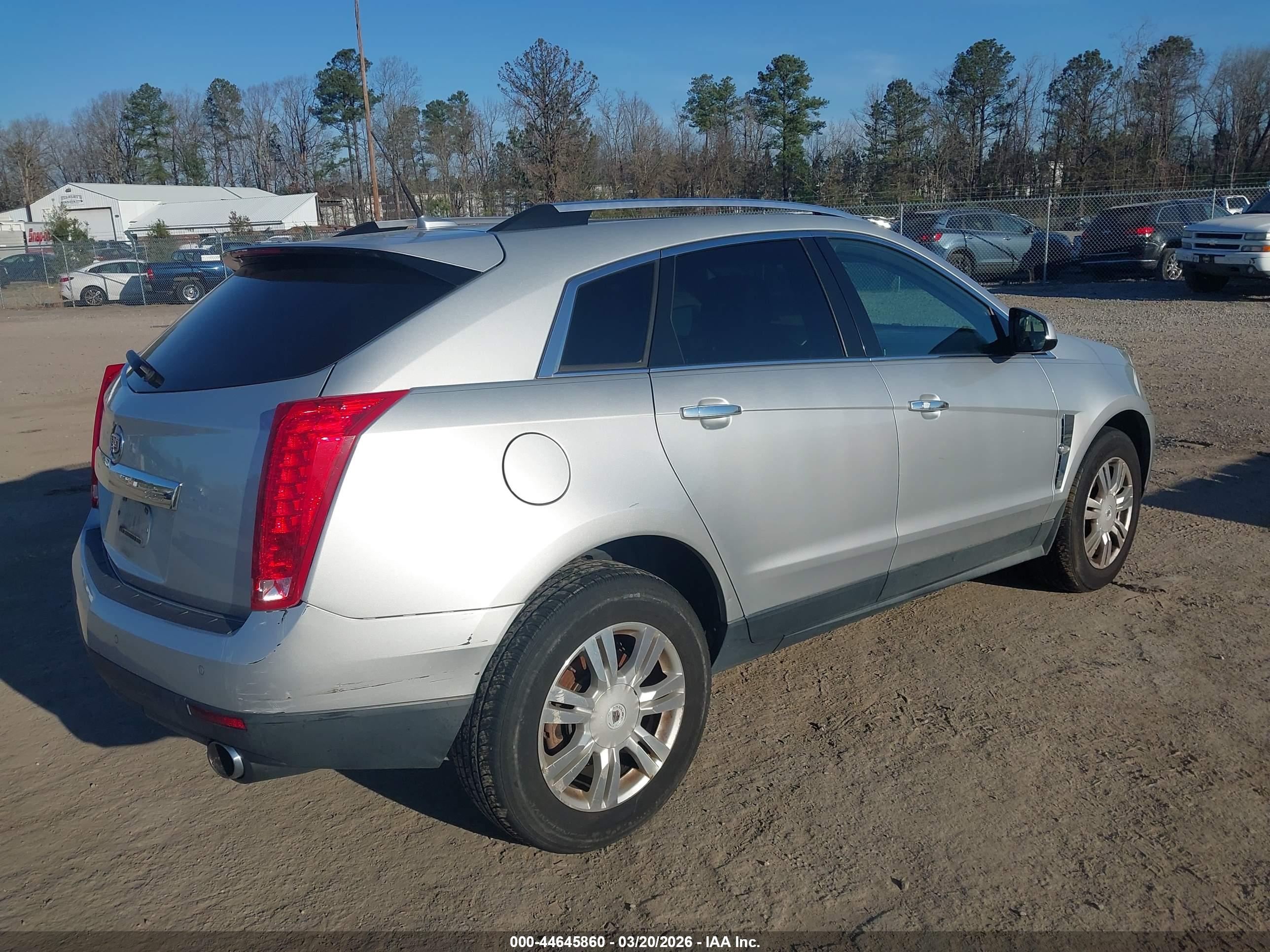 CADILLAC SRX image 4