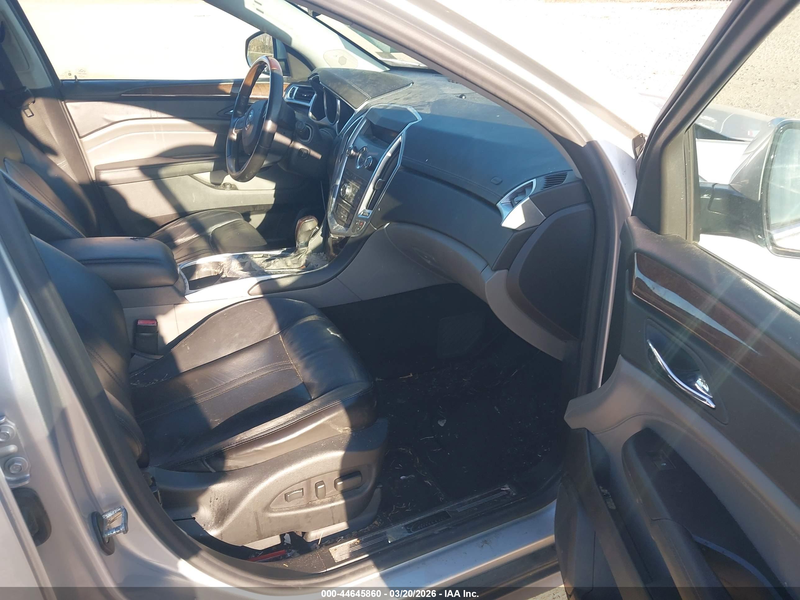 CADILLAC SRX image 5