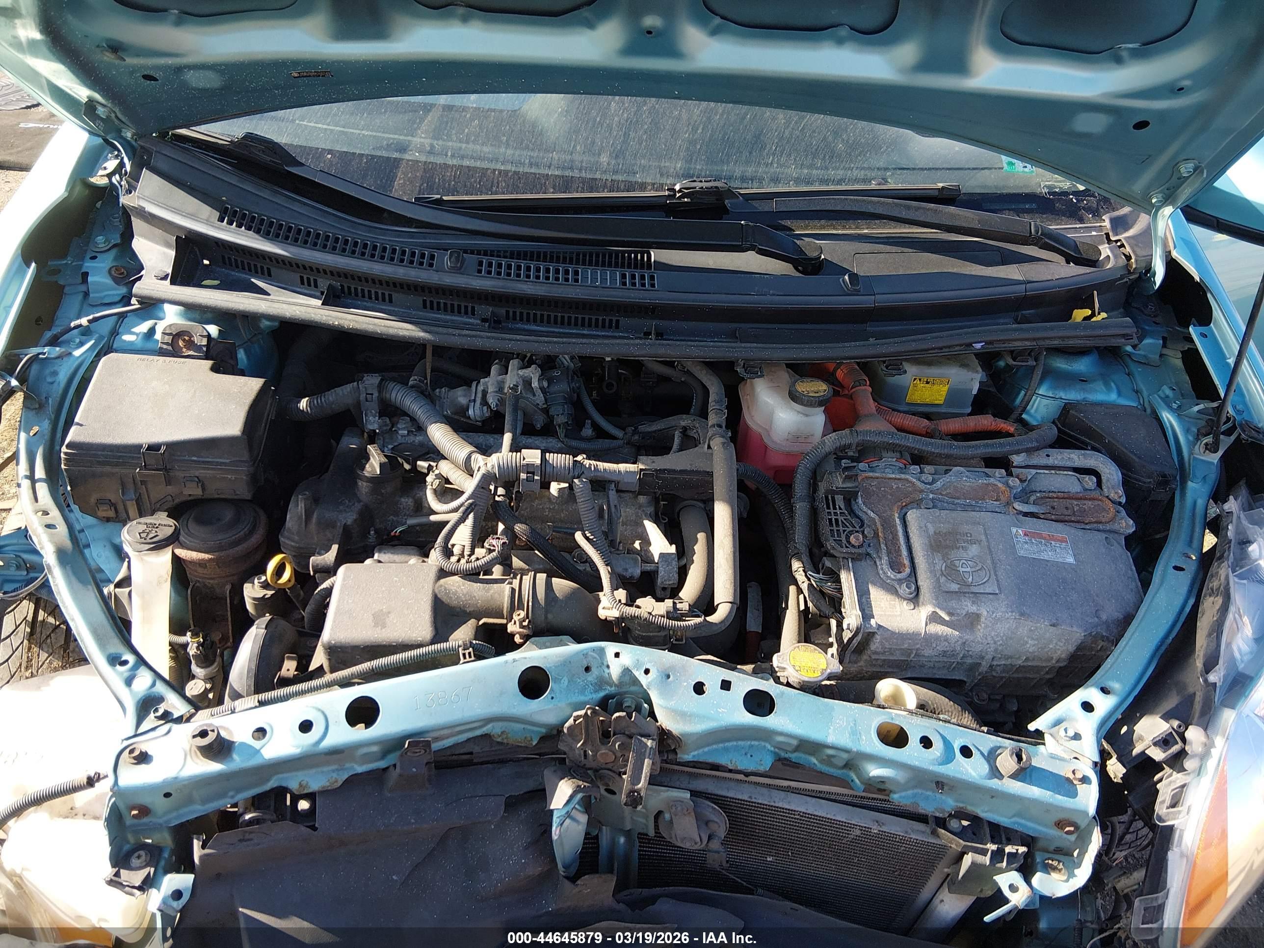 TOYOTA PRIUS image 10