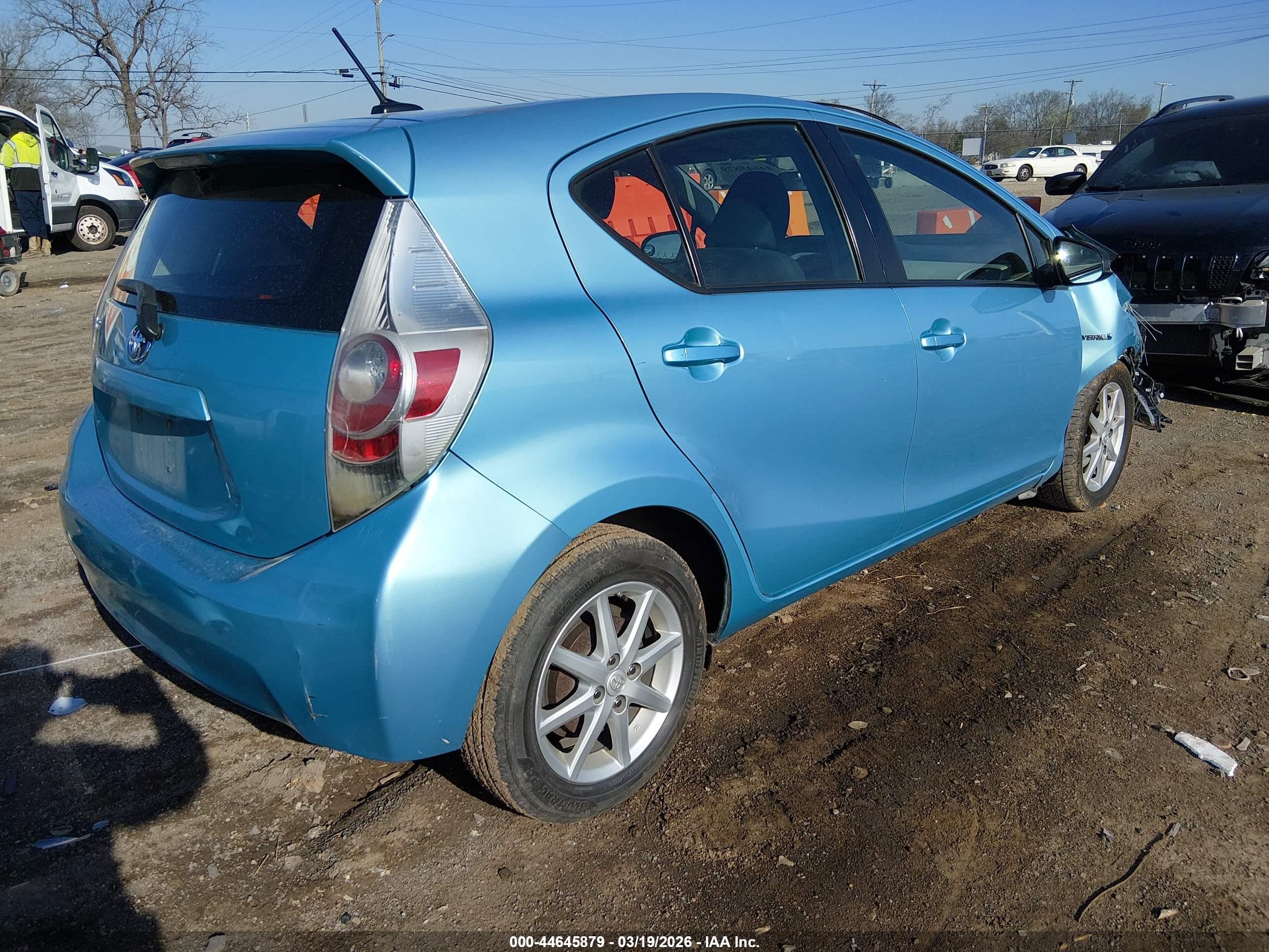 TOYOTA PRIUS image 4