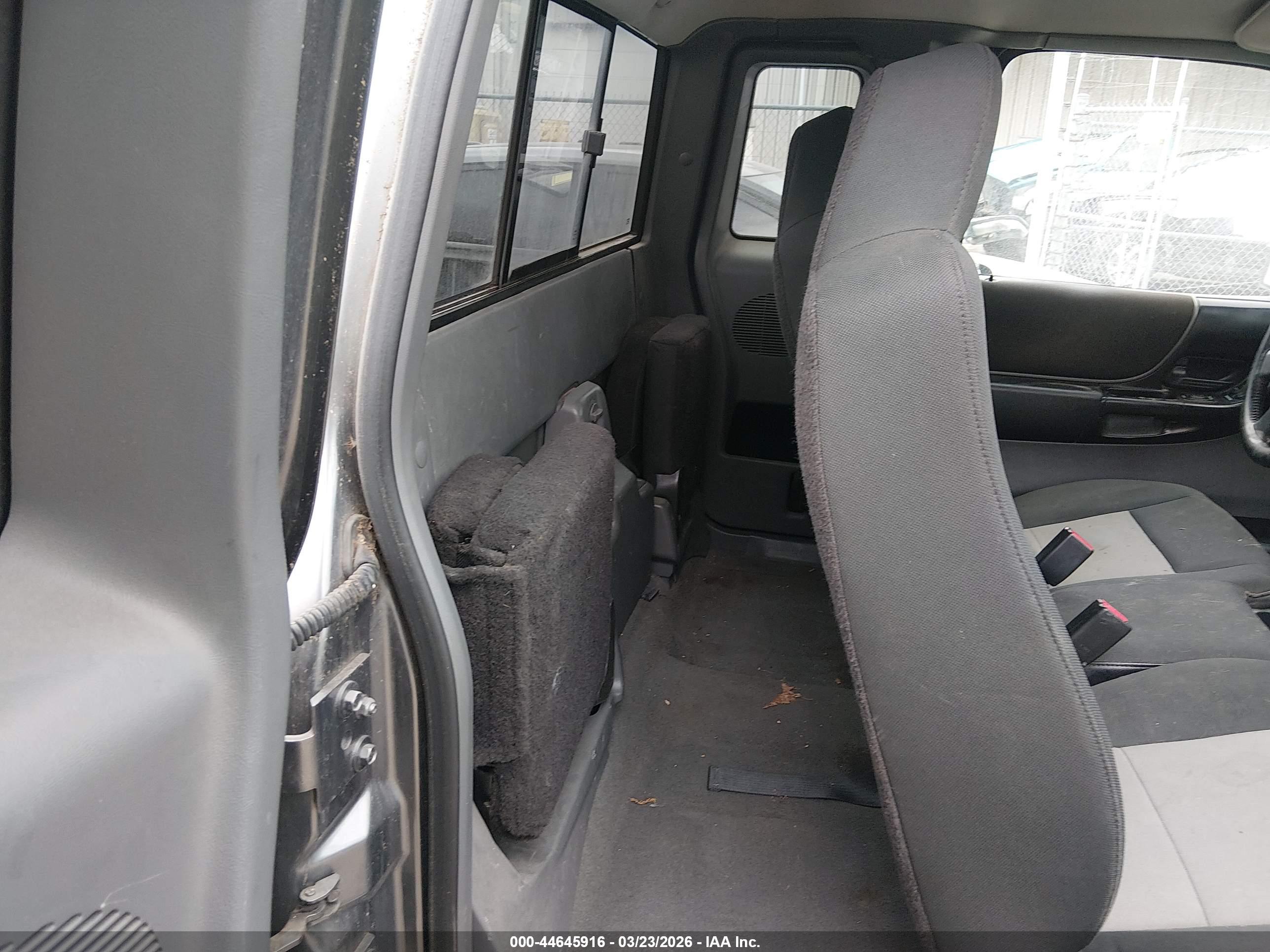 FORD RANGER image 8