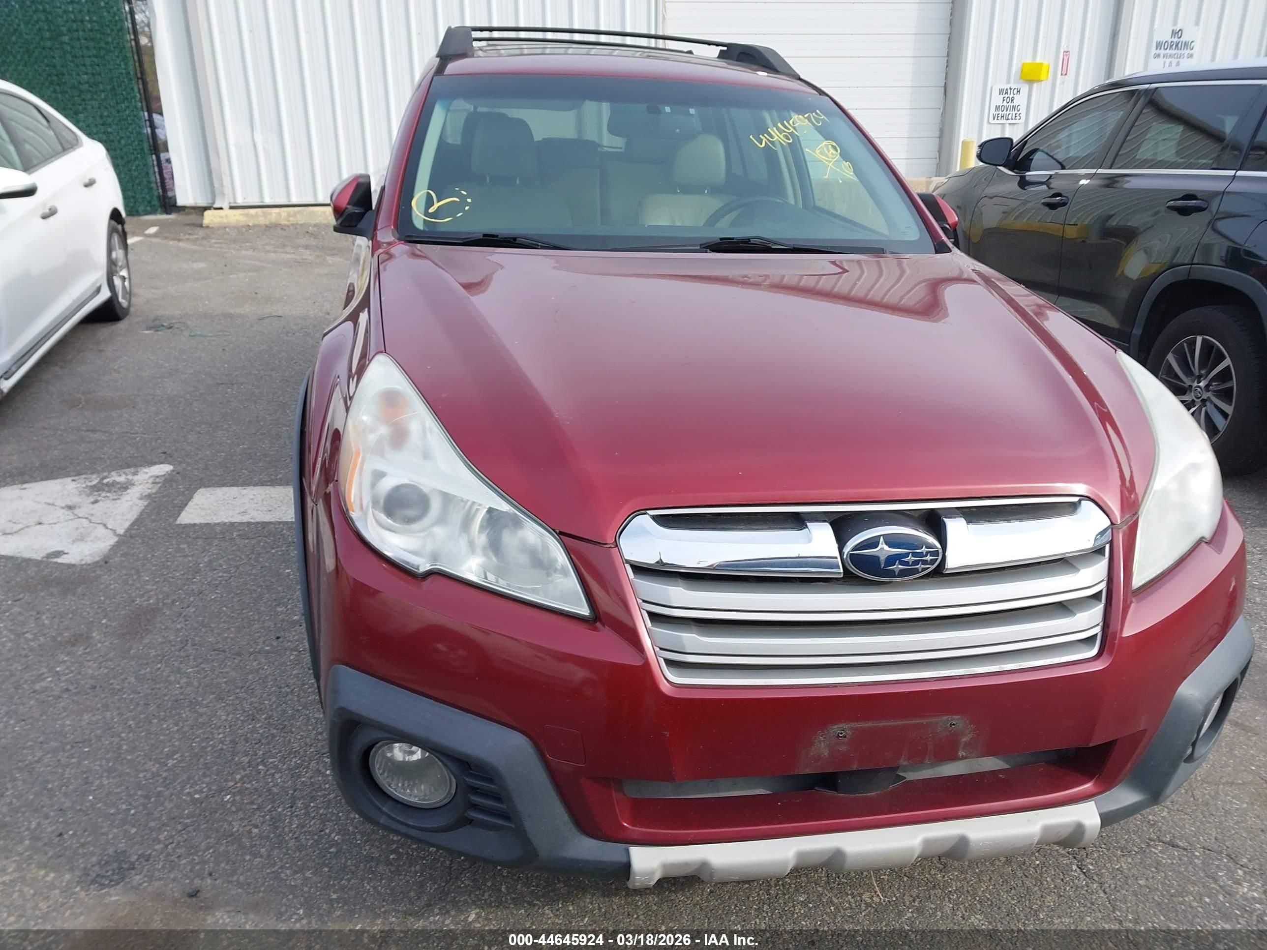 SUBARU OUTBACK image 6