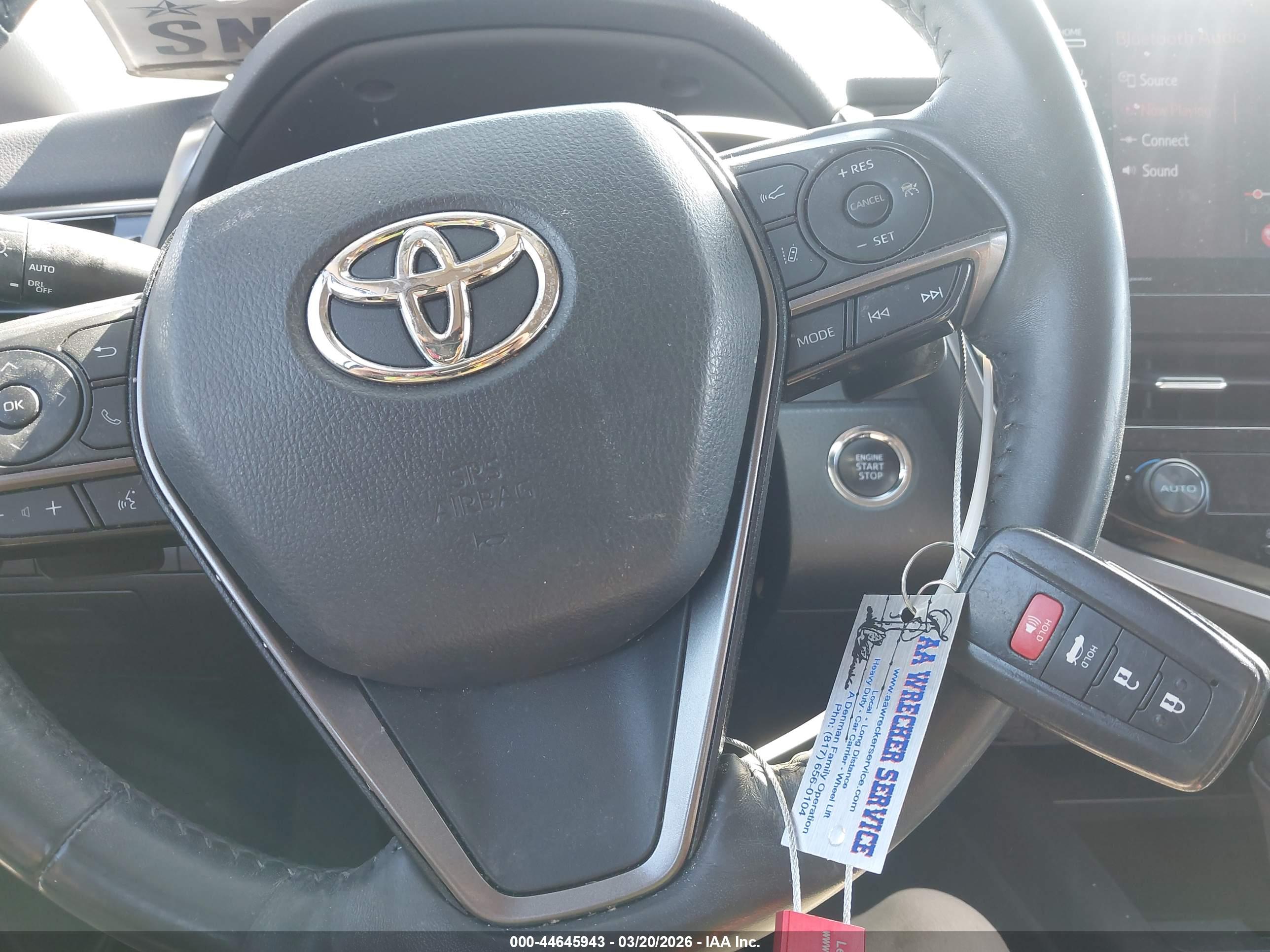 TOYOTA CAMRY image 11