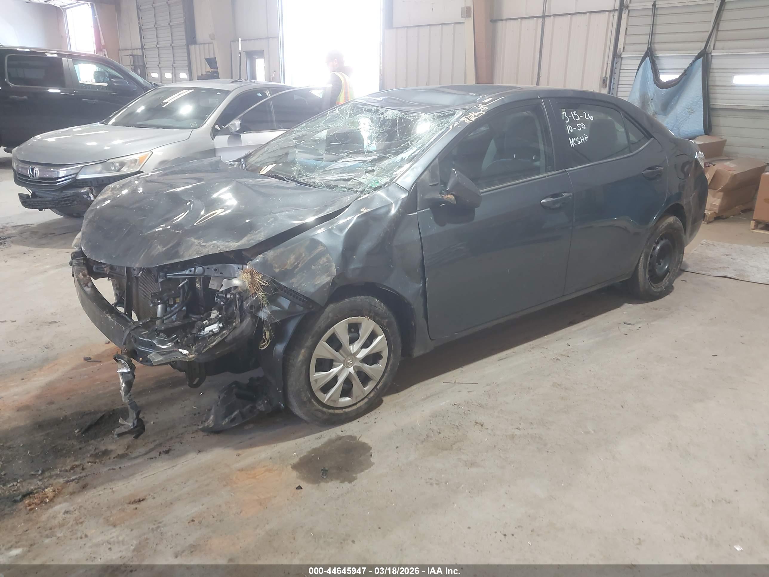 TOYOTA COROLLA image 2