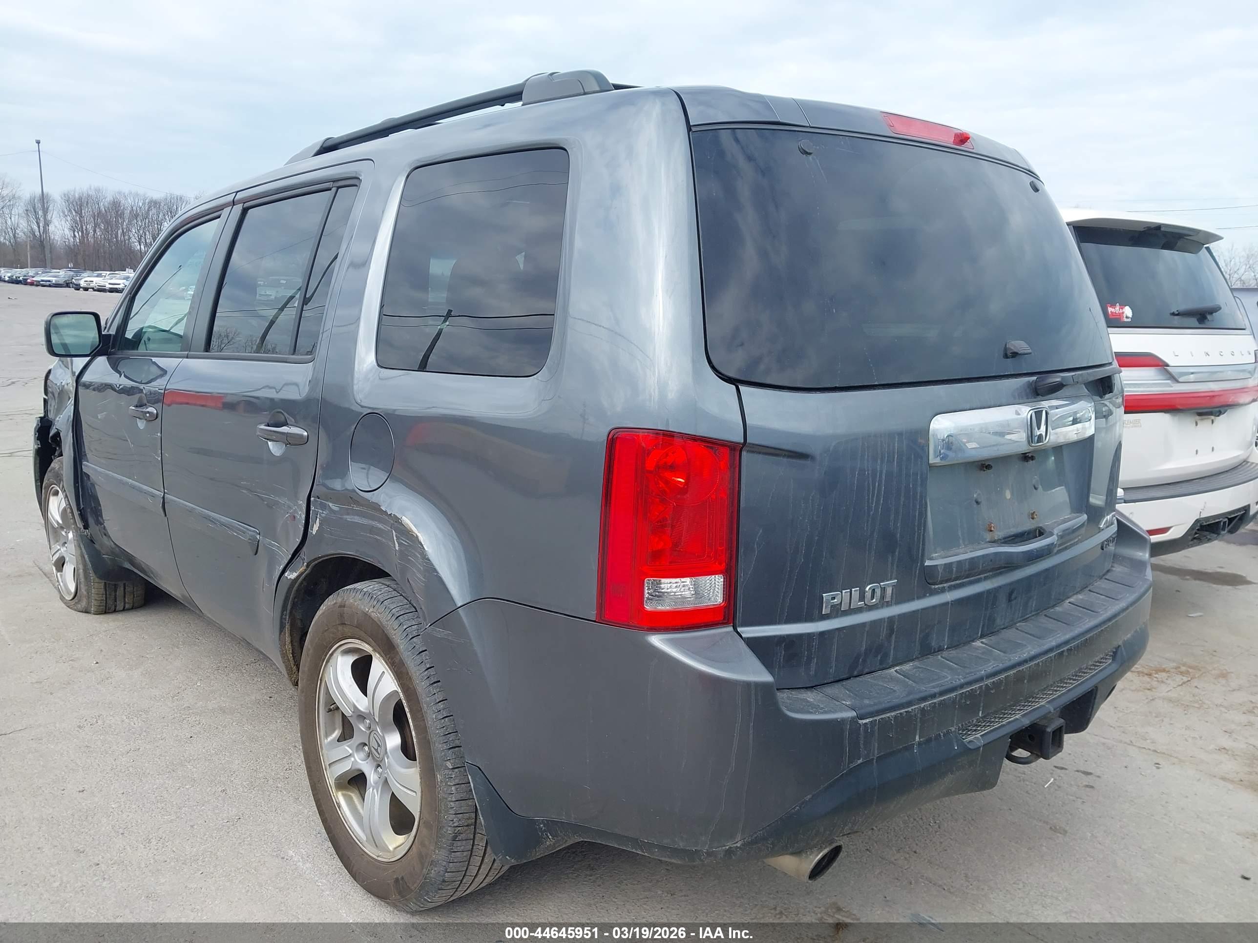 HONDA PILOT image 3