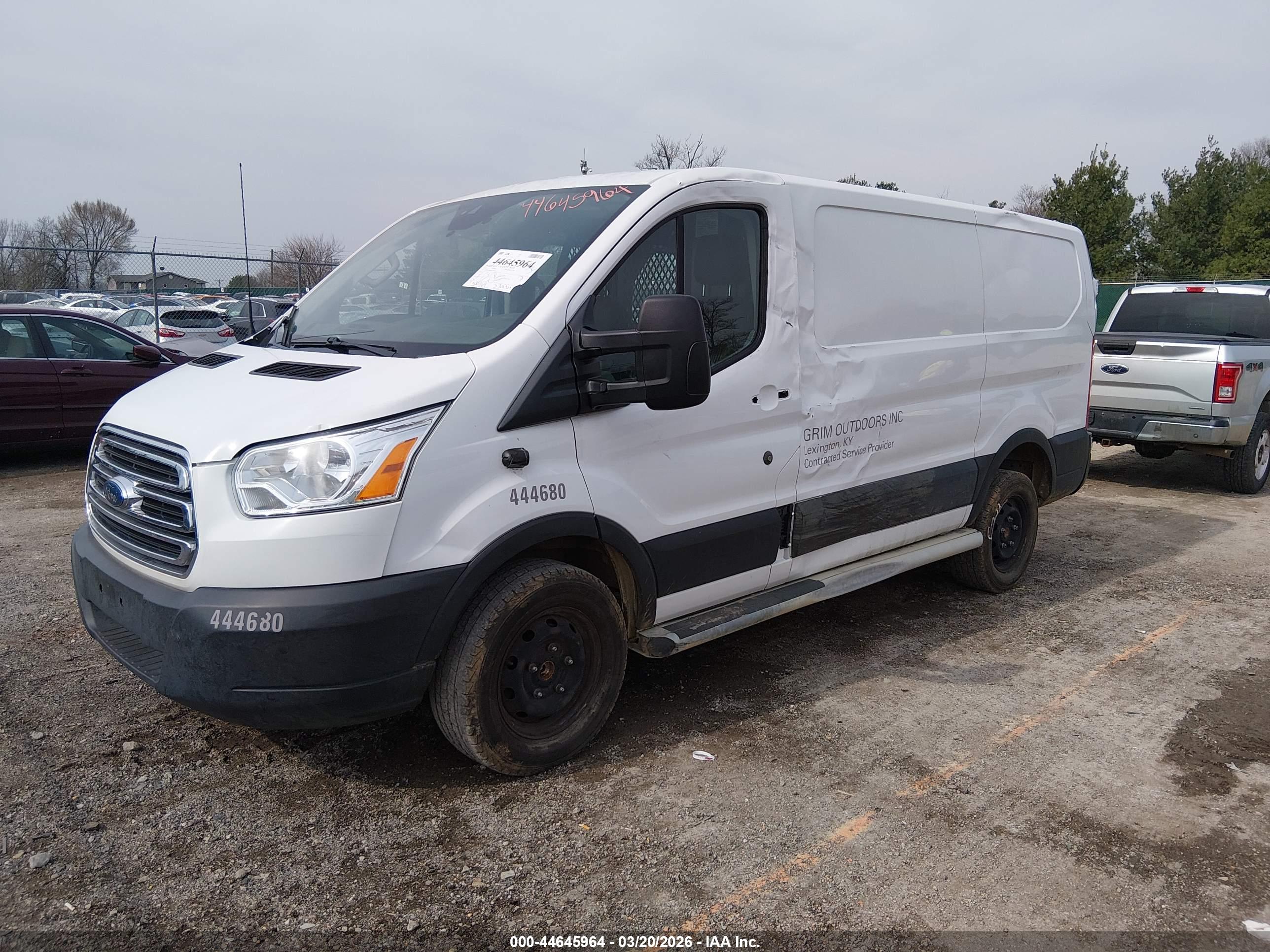 FORD TRANSIT-250 image 2