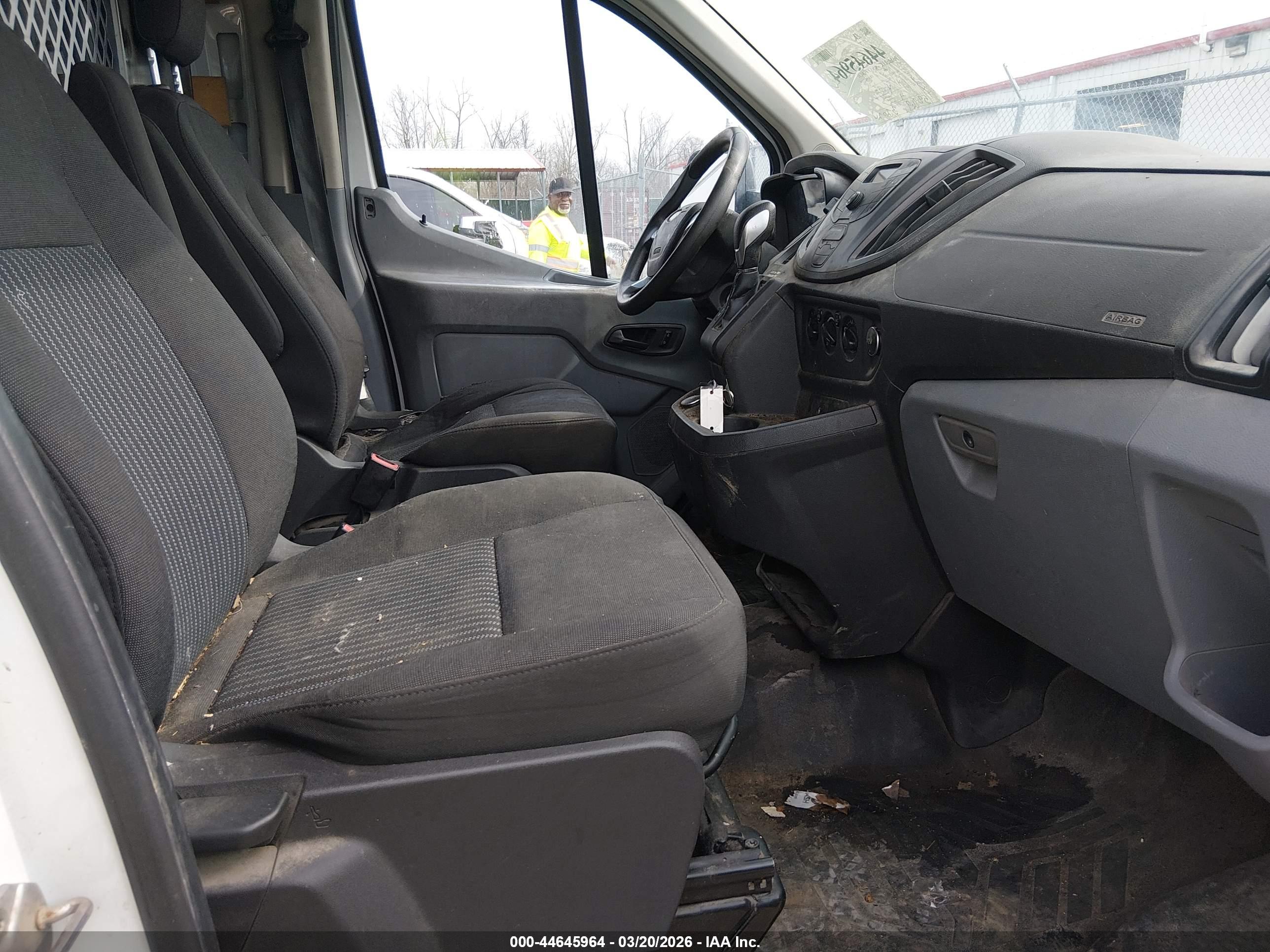 FORD TRANSIT-250 image 5