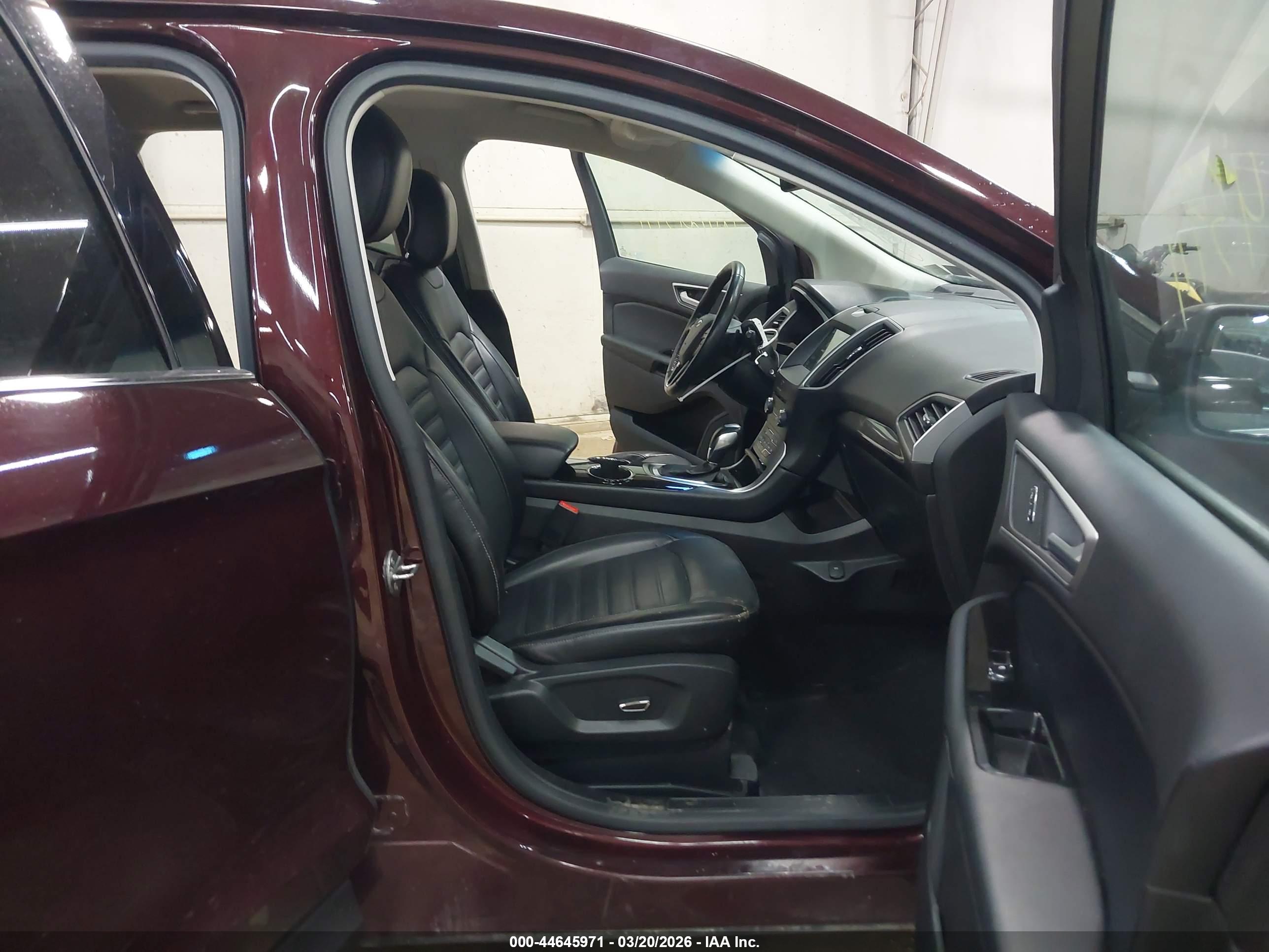 FORD EDGE image 5