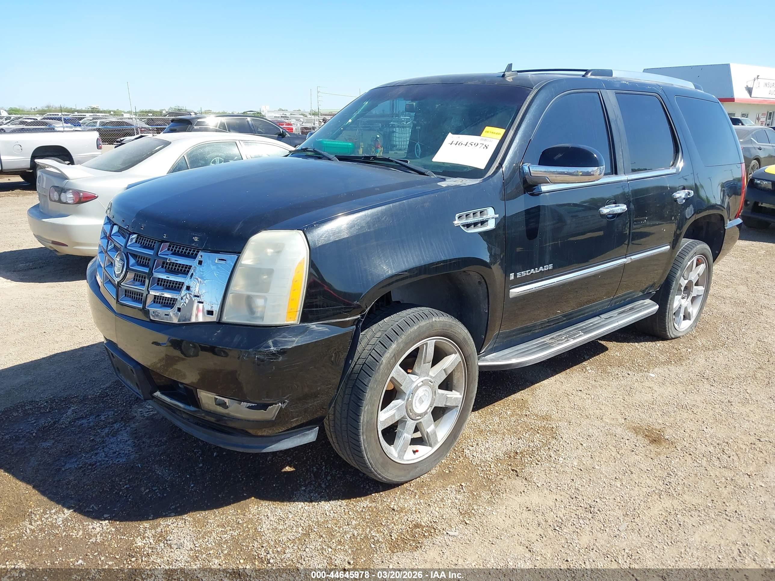 CADILLAC ESCALADE image 2