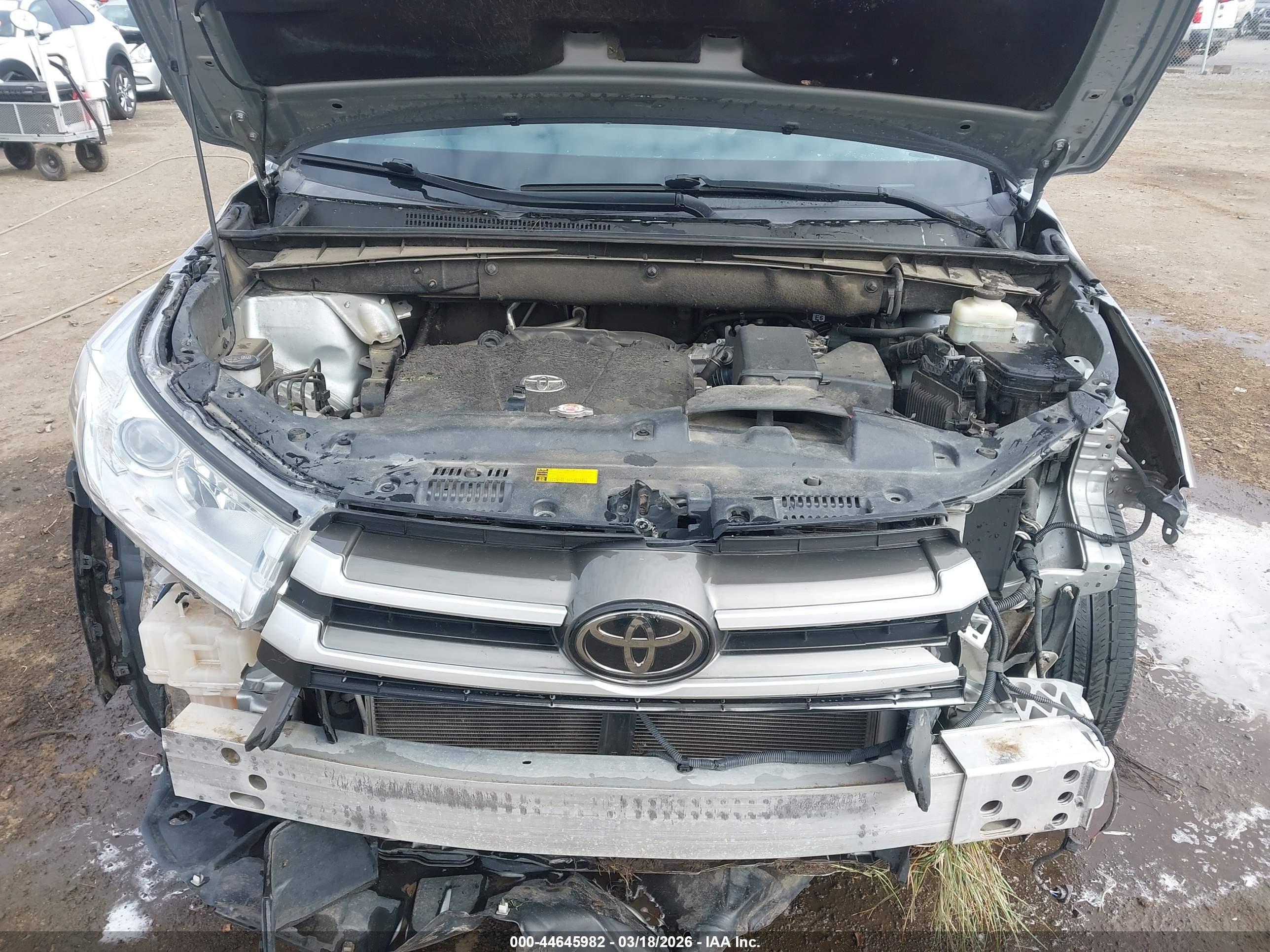 TOYOTA HIGHLANDER image 10