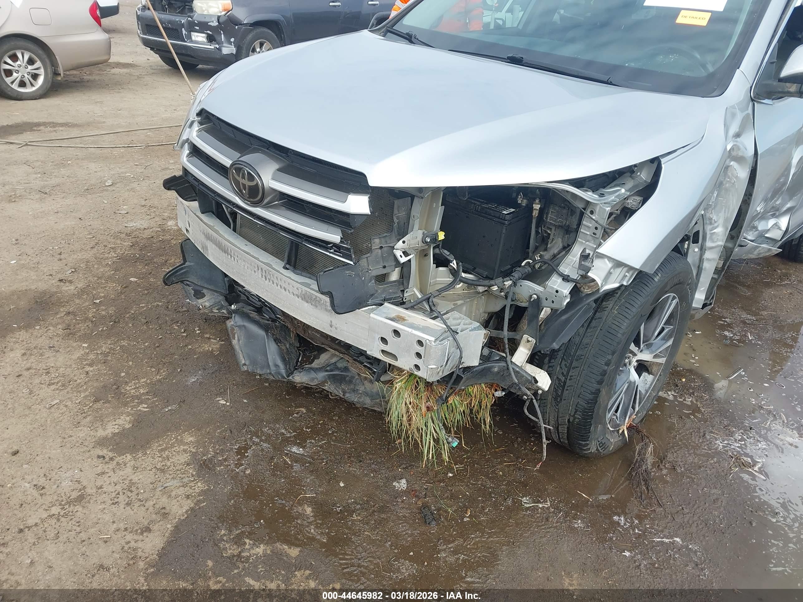 TOYOTA HIGHLANDER image 6