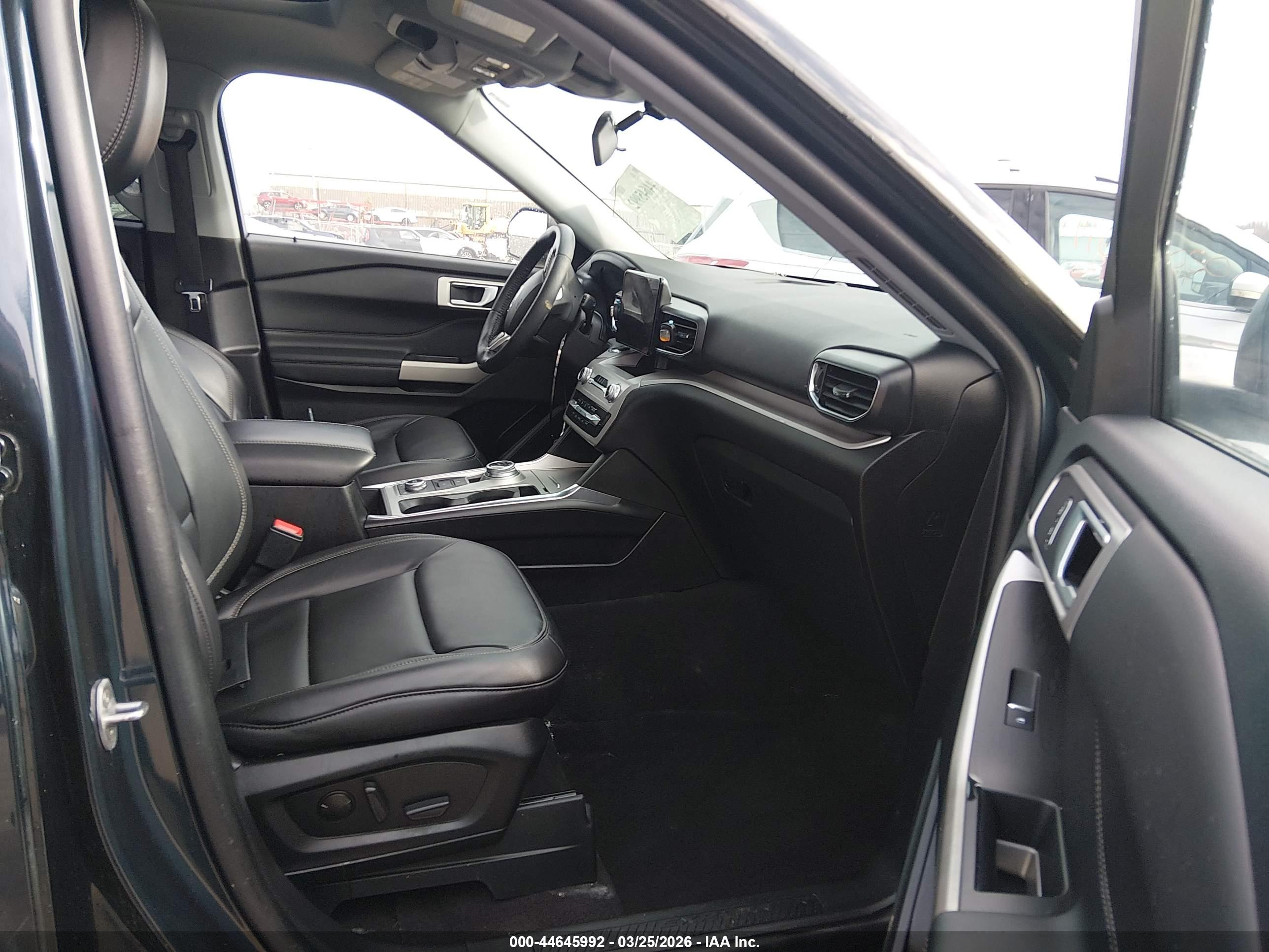 FORD EXPLORER image 5