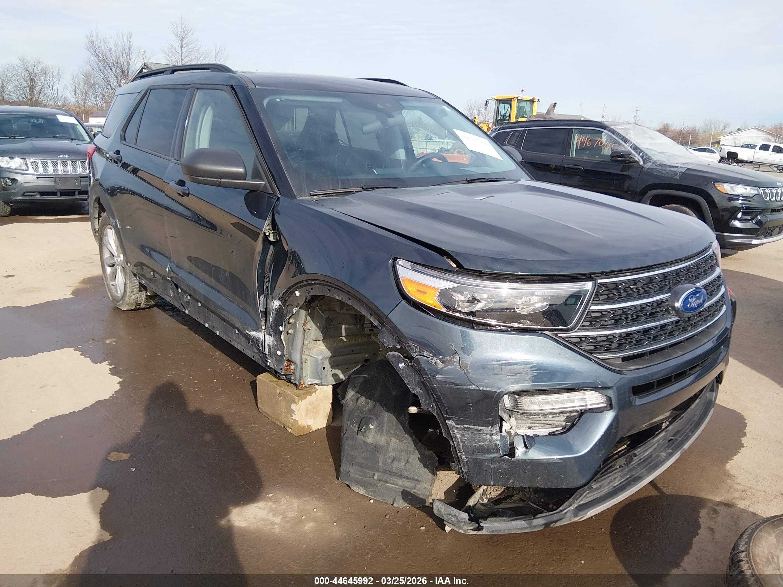FORD EXPLORER image 6