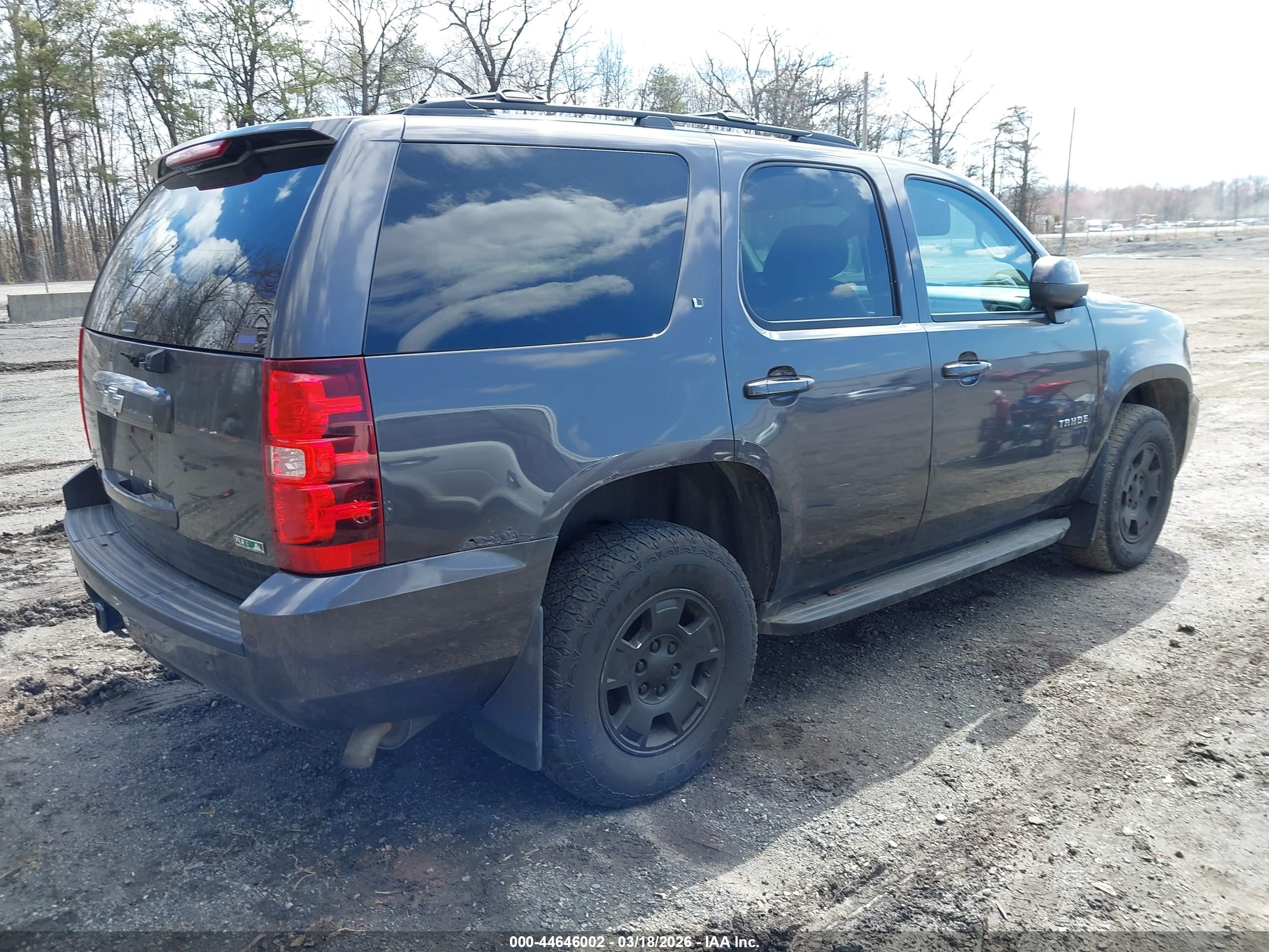 CHEVROLET TAHOE image 4