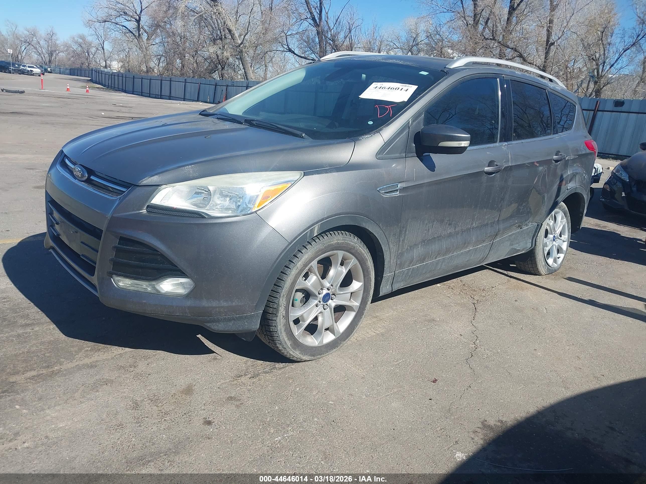 FORD ESCAPE image 2