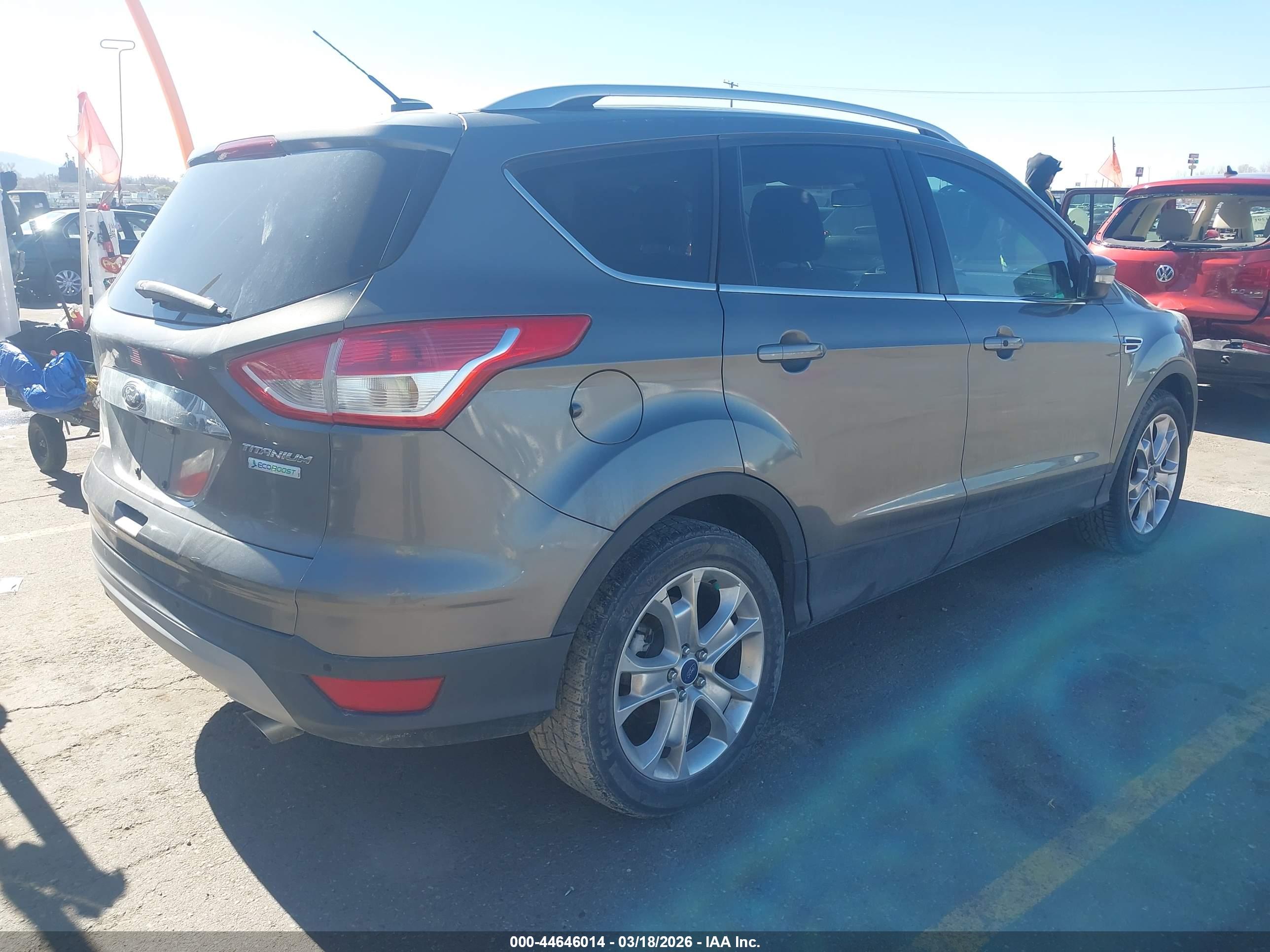 FORD ESCAPE image 4