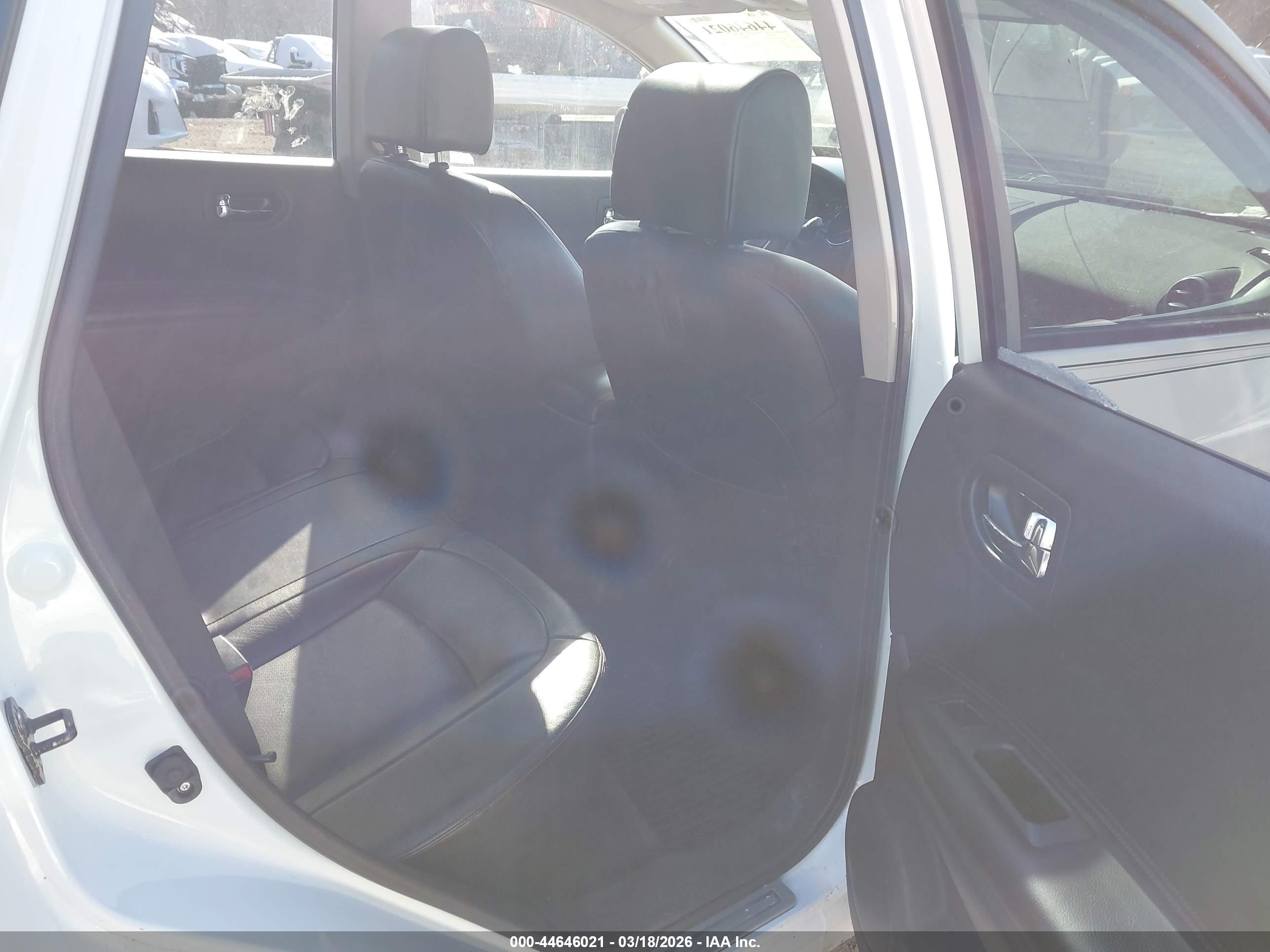 NISSAN ROGUE image 8