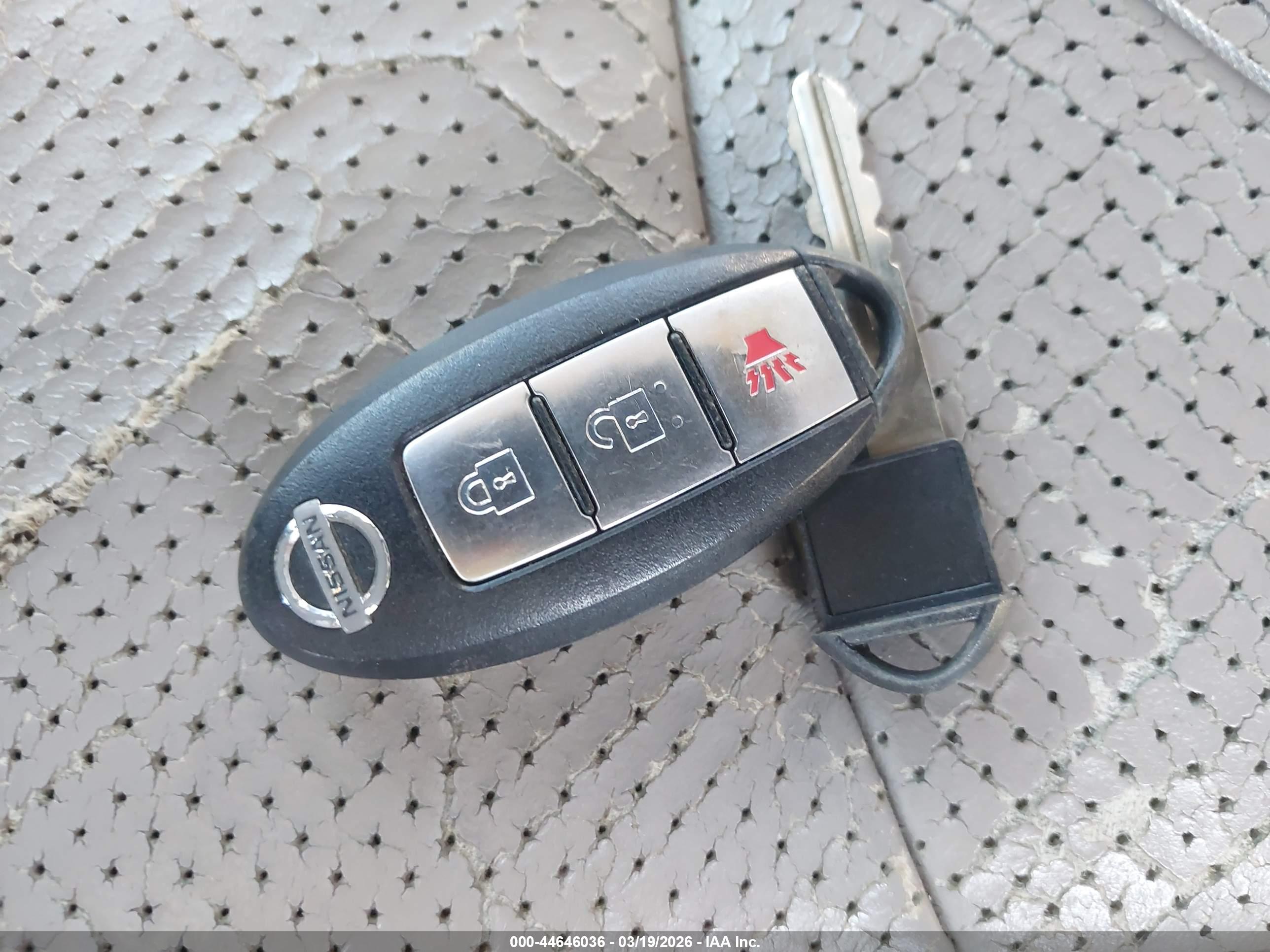 NISSAN ROGUE image 11