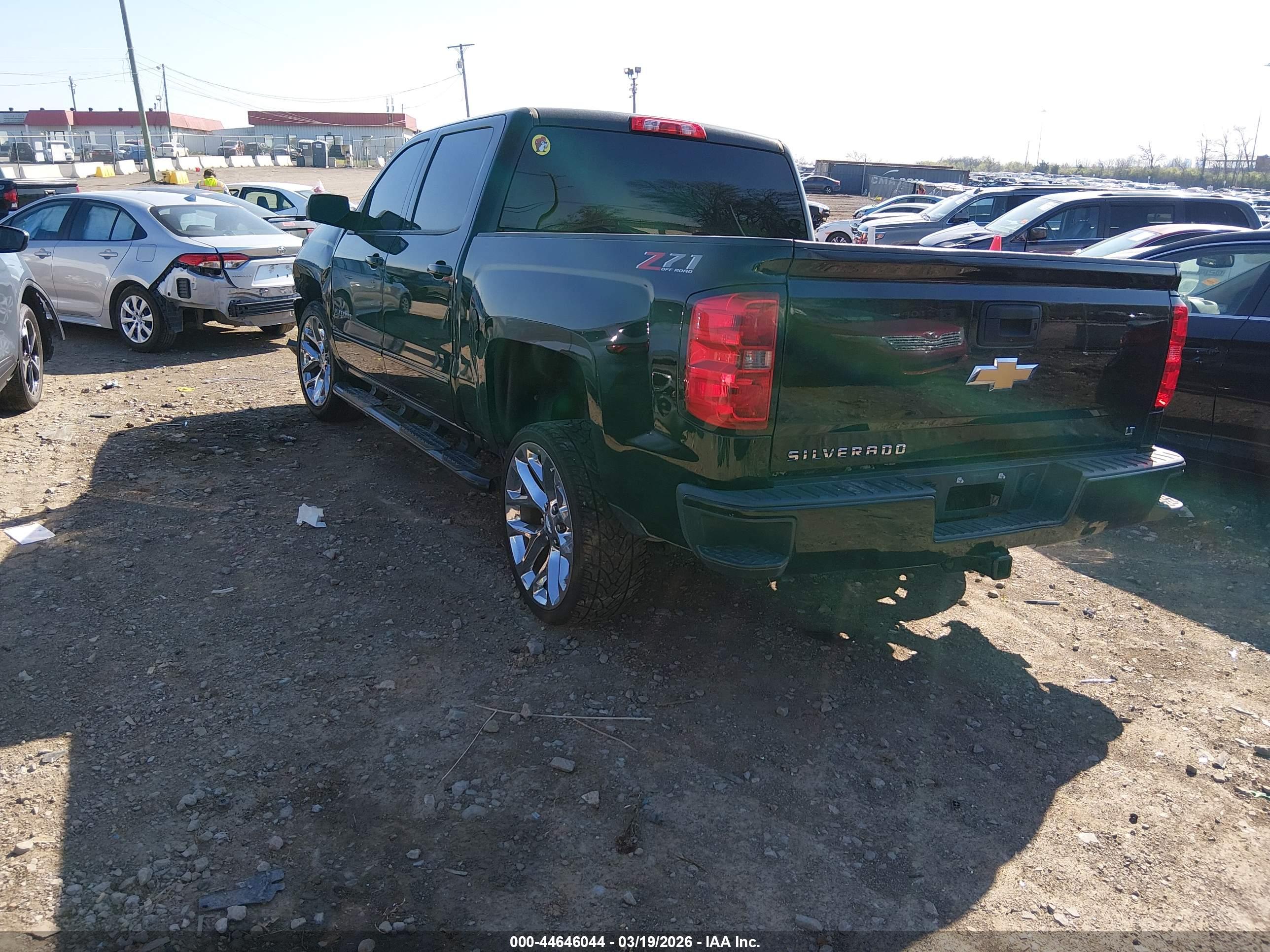 CHEVROLET SILVERADO image 3
