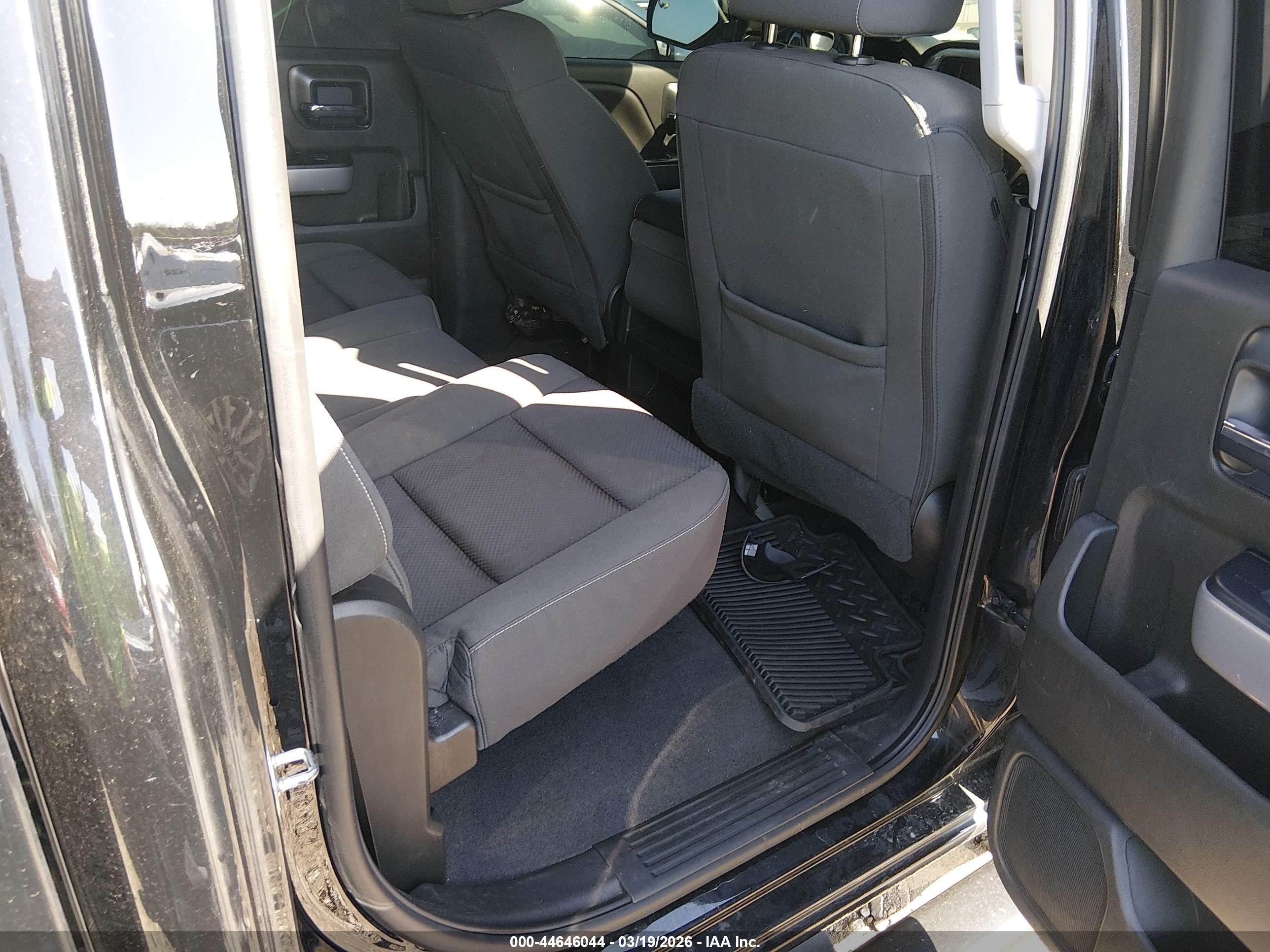 CHEVROLET SILVERADO image 8