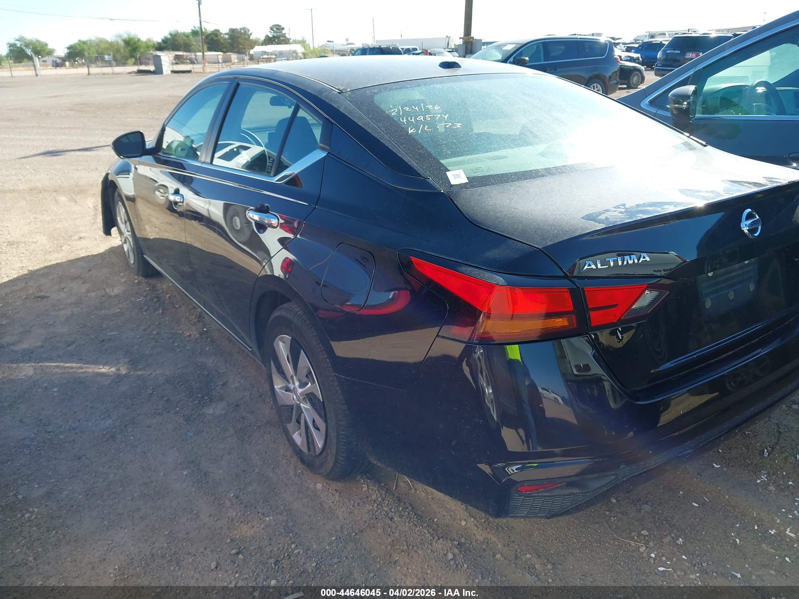 NISSAN ALTIMA image 3