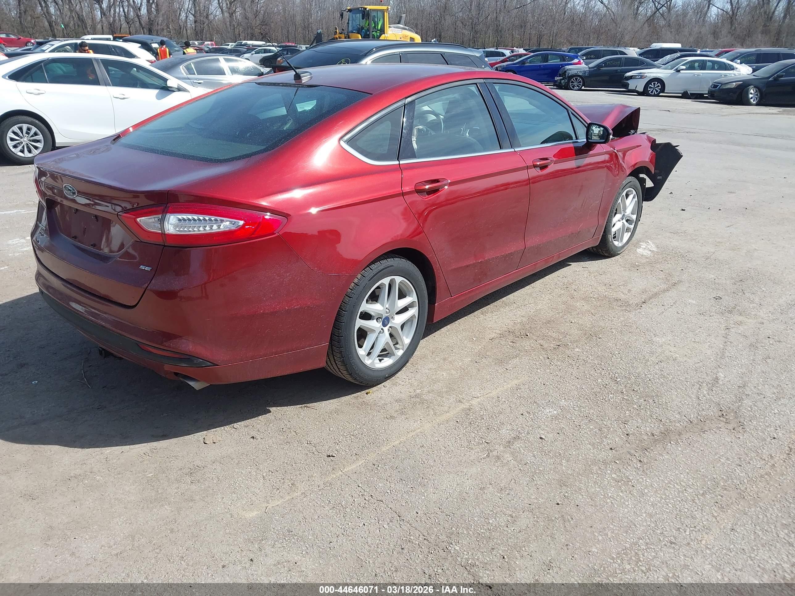 FORD FUSION image 4