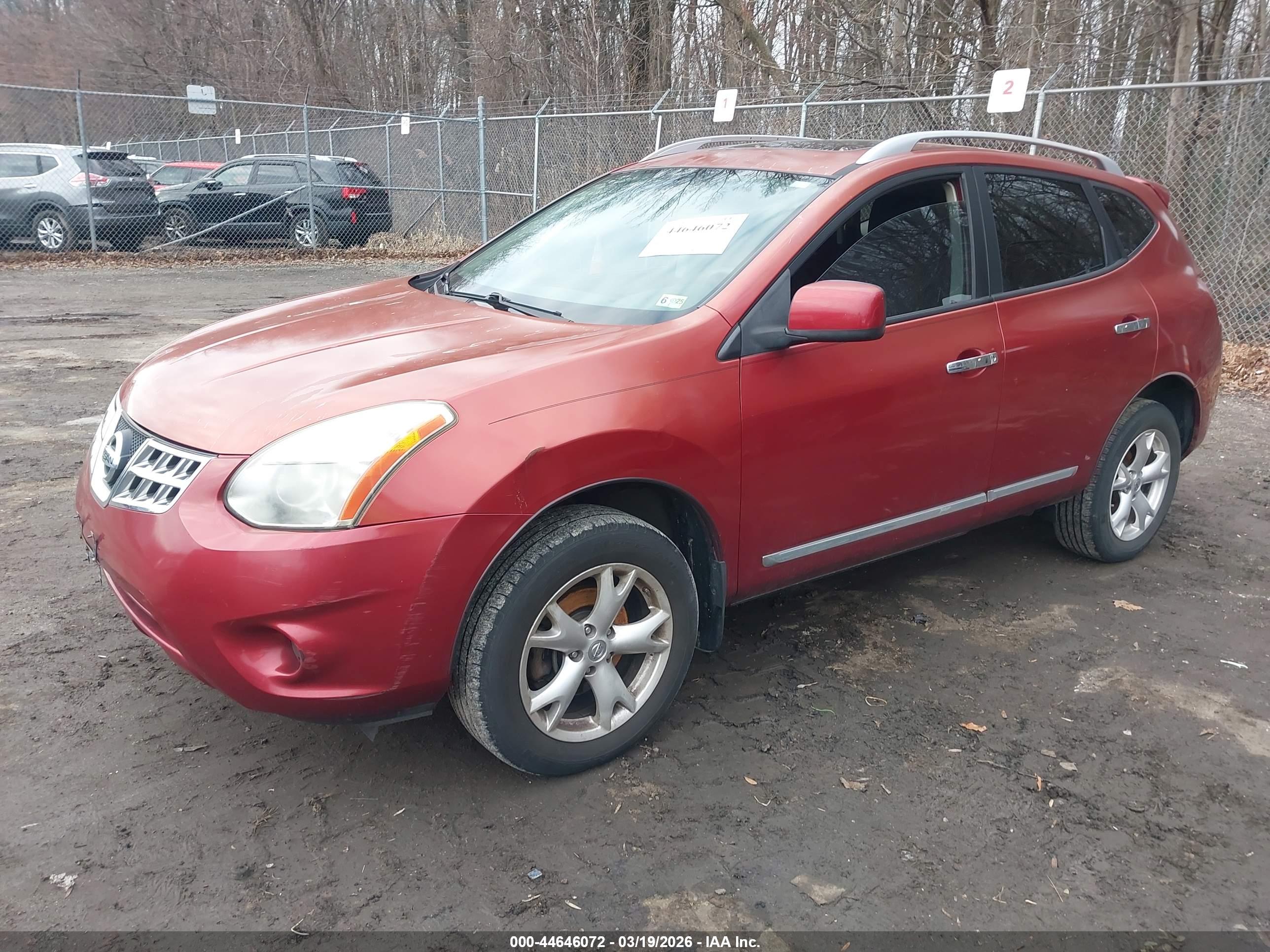 NISSAN ROGUE image 2