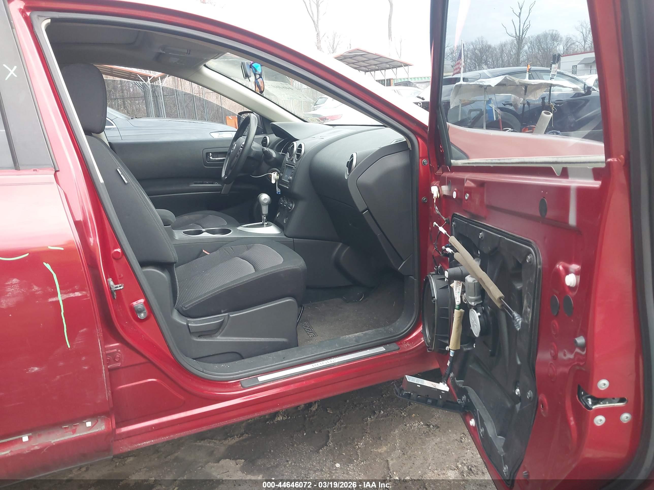 NISSAN ROGUE image 5