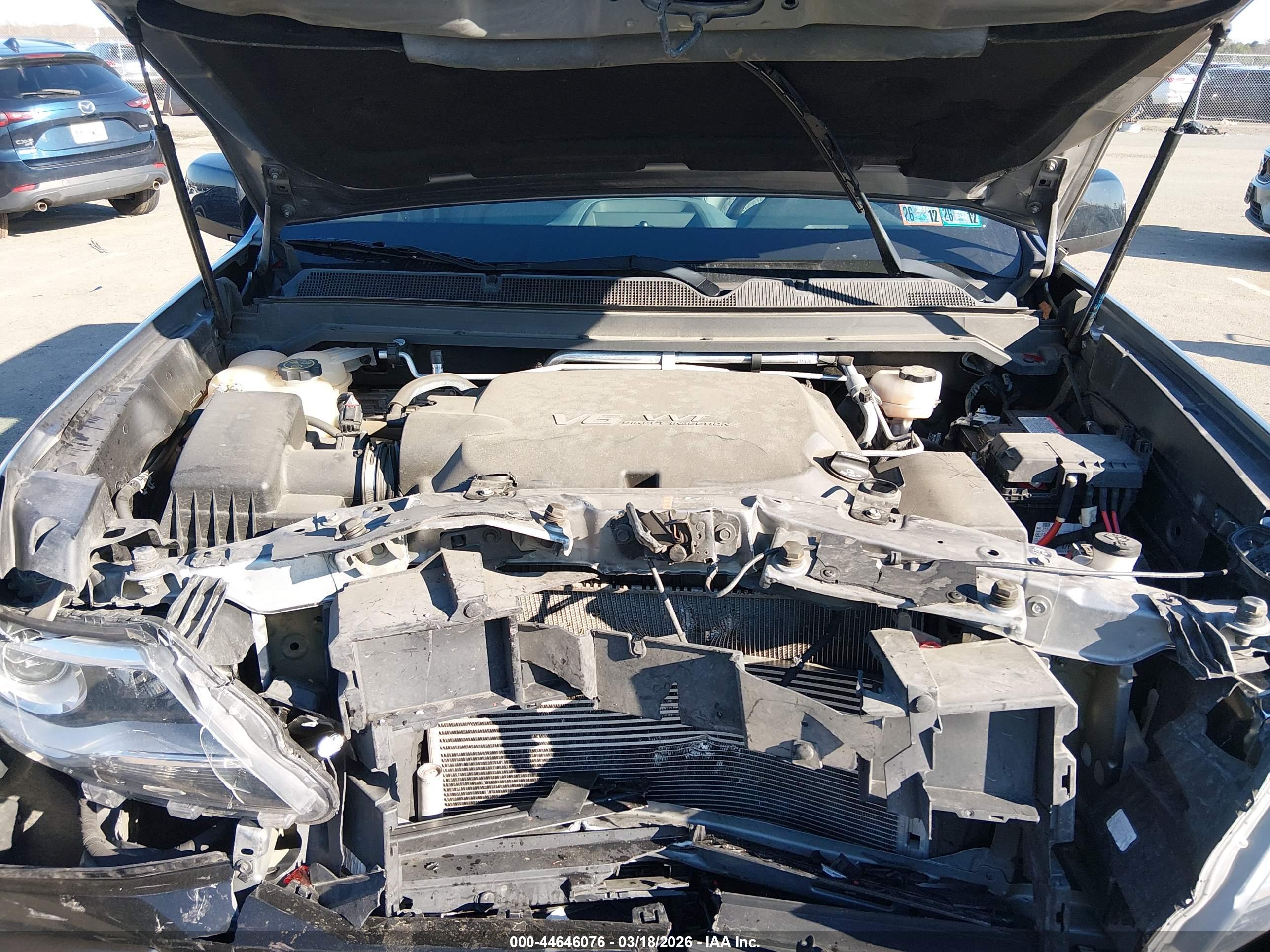 CHEVROLET COLORADO image 10