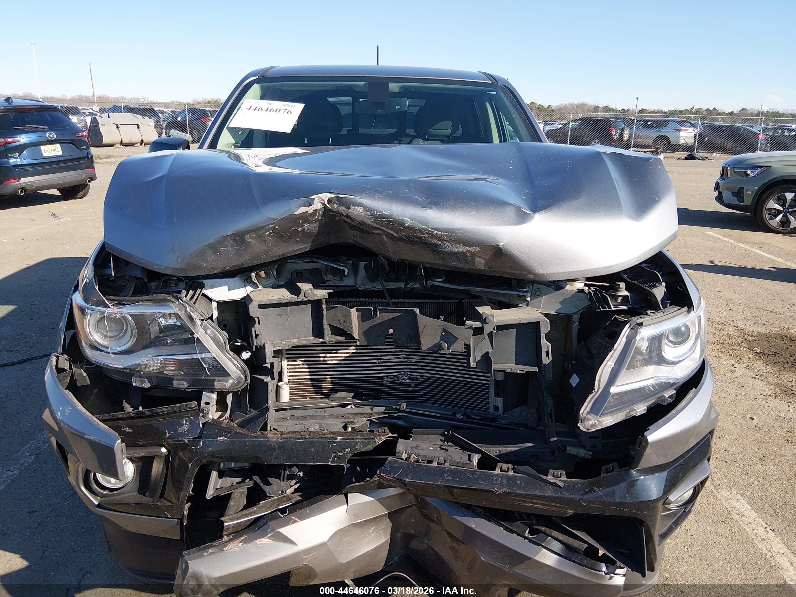 CHEVROLET COLORADO image 6