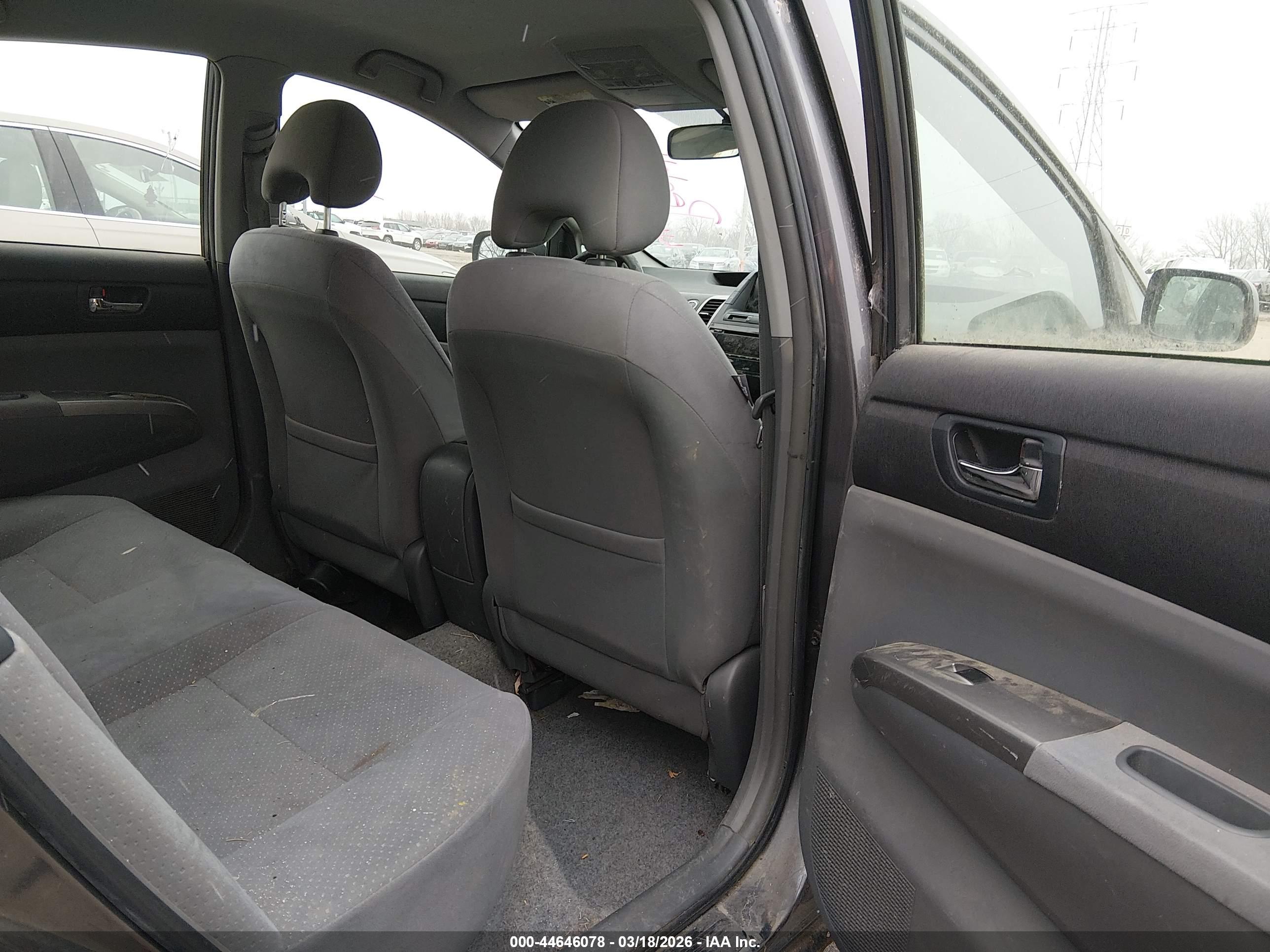TOYOTA PRIUS image 8