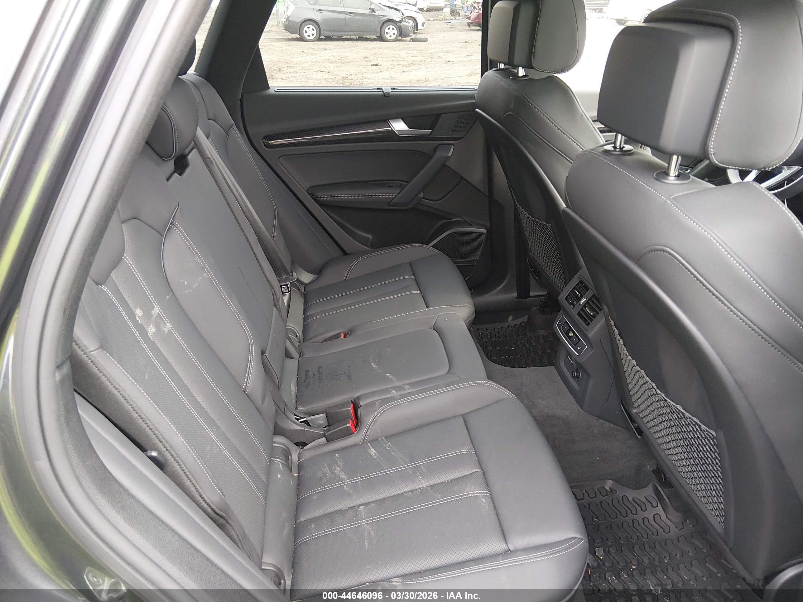 AUDI SQ5 image 8