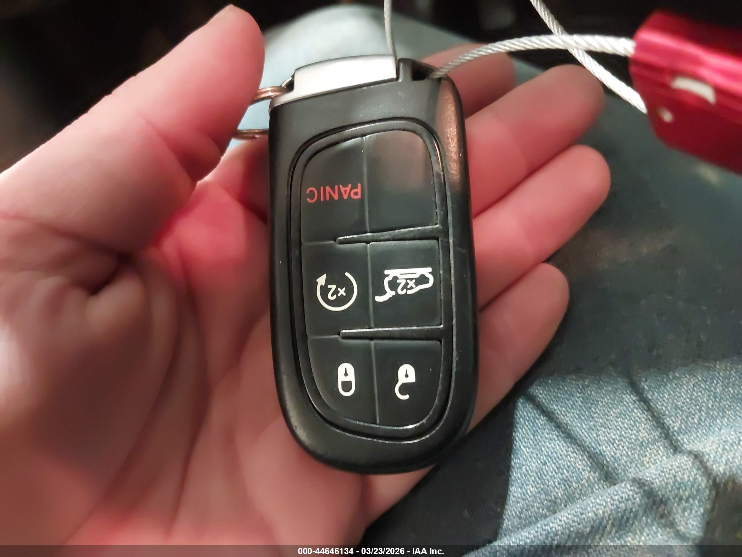 JEEP CHEROKEE image 11