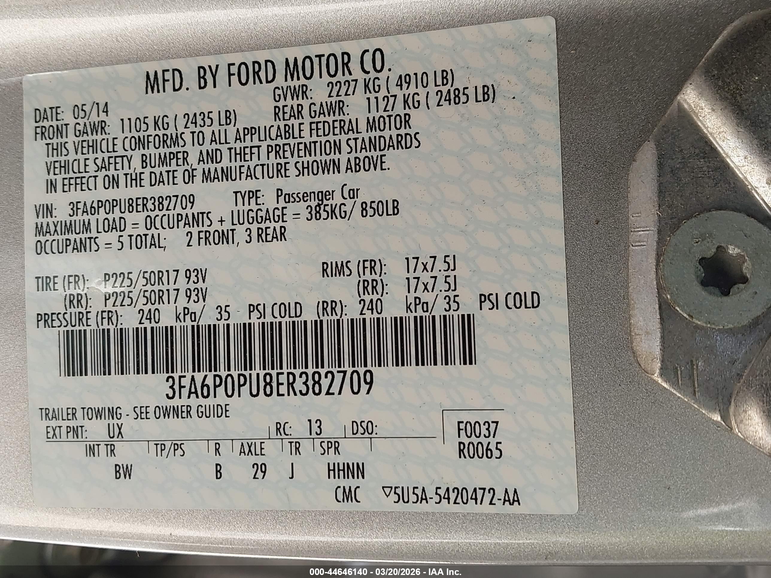FORD FUSION image 9
