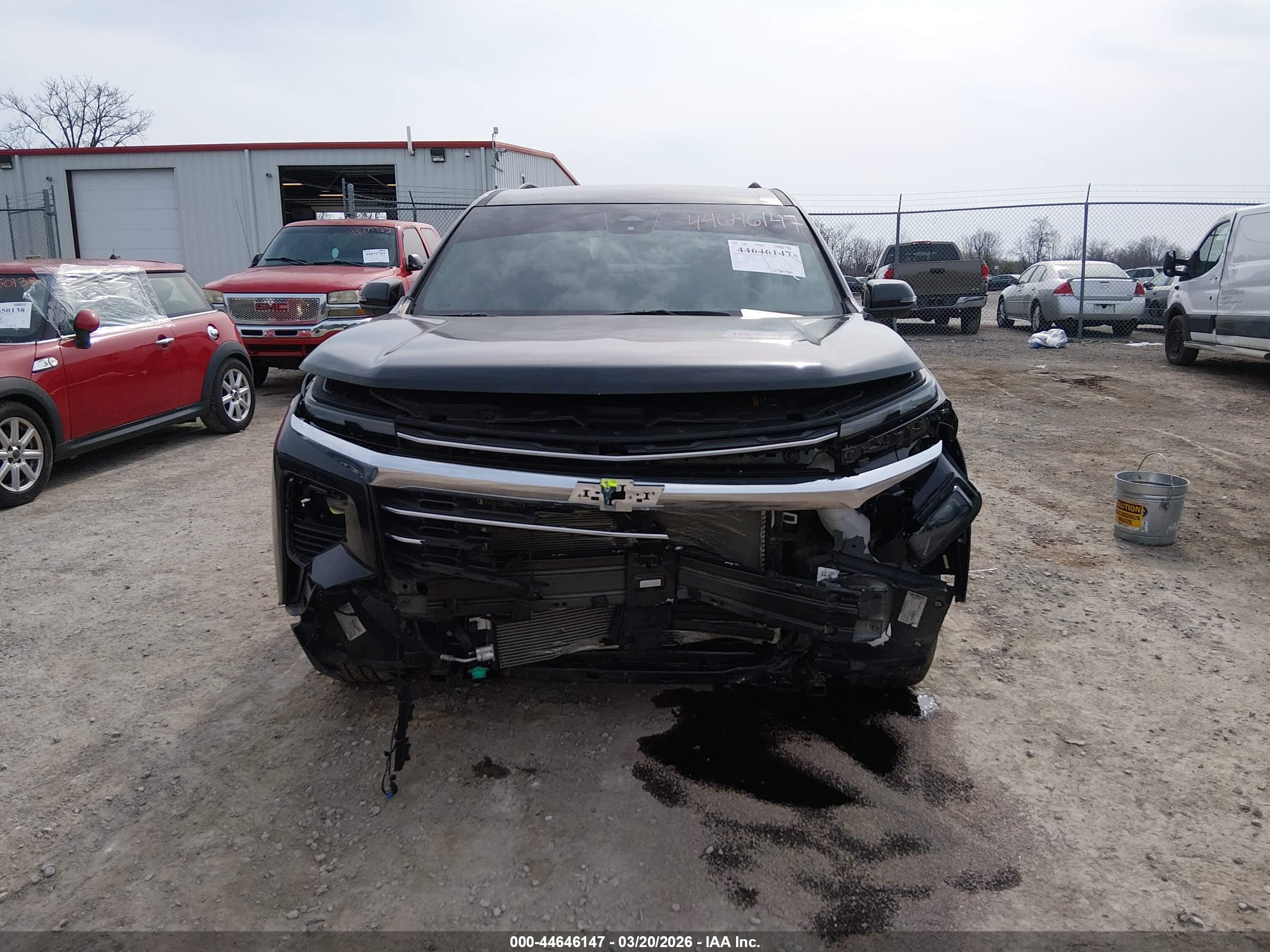 CHEVROLET TRAVERSE image 6