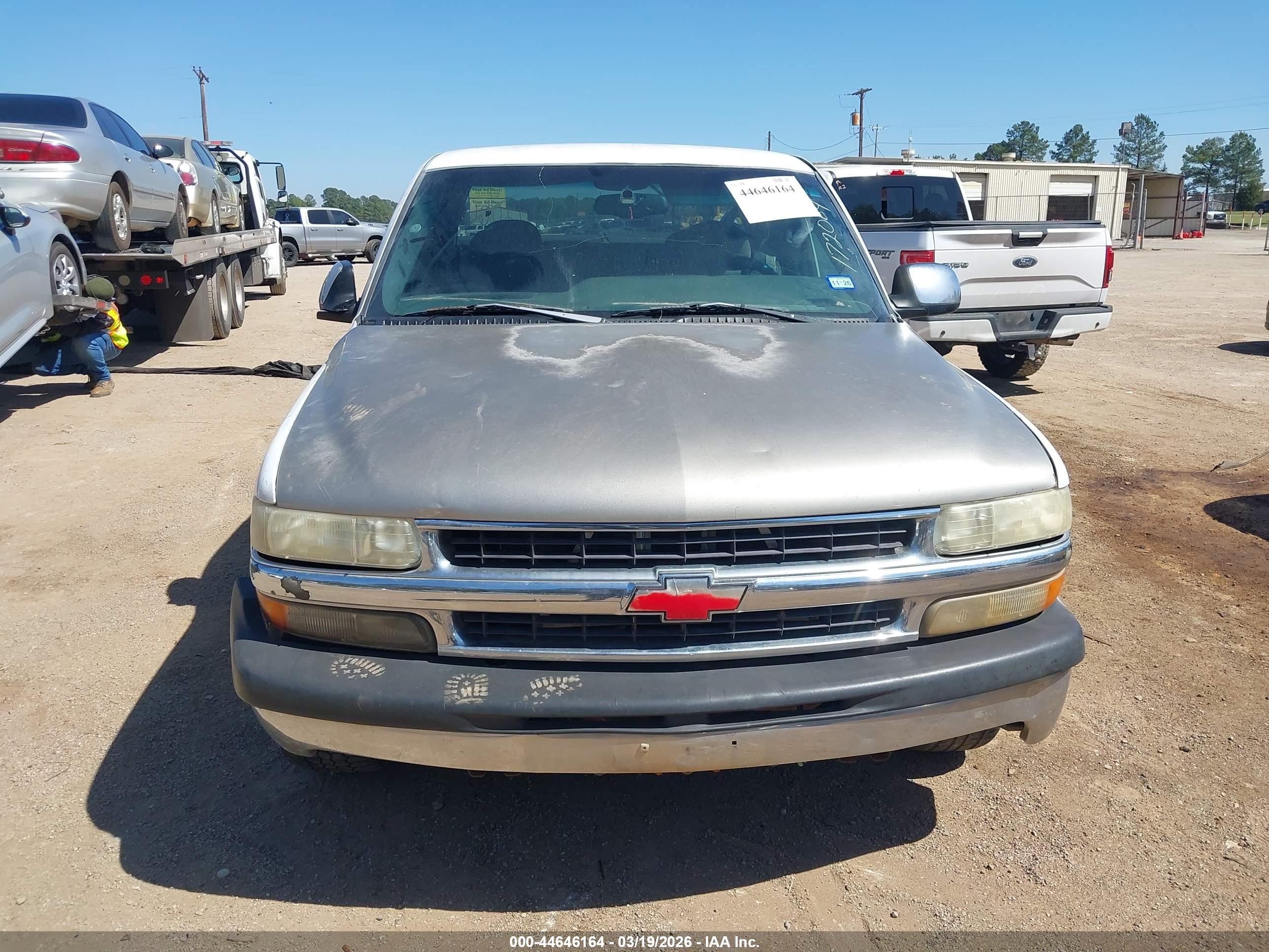 CHEVROLET SILVERADO image 6